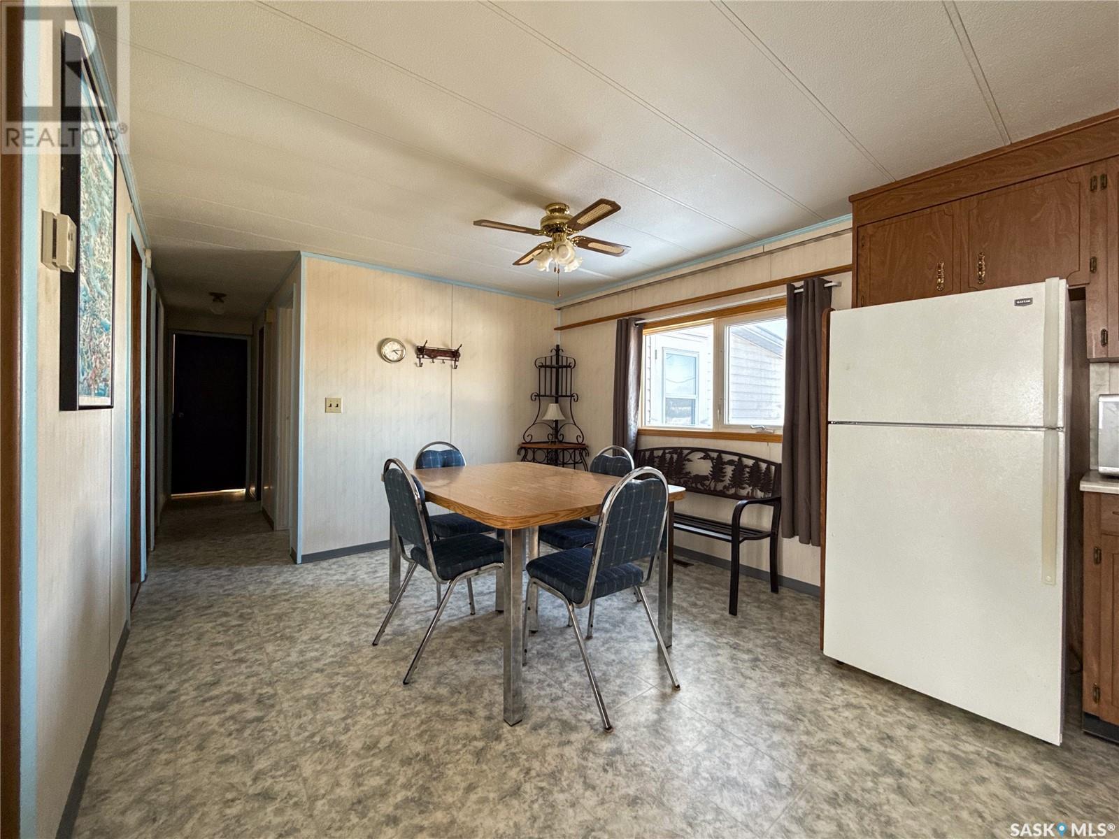201 - 203 4th Avenue, Climax, Saskatchewan  S0N 0N0 - Photo 15 - SK996390