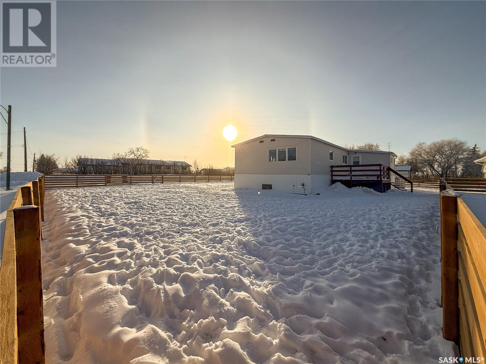 201 - 203 4th Avenue, Climax, Saskatchewan  S0N 0N0 - Photo 43 - SK996390