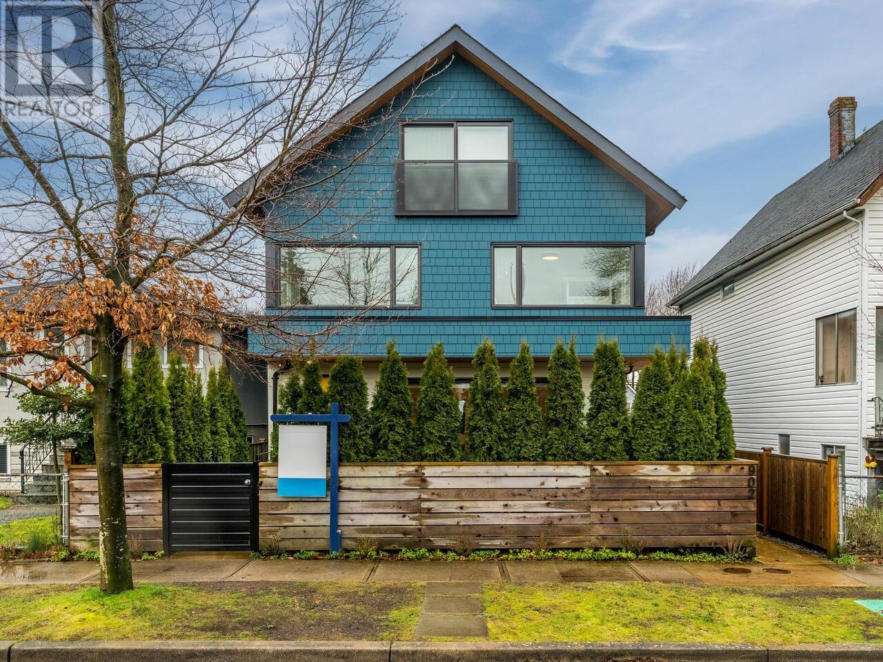 Listing Picture 26 of 30 : 904 E 37TH AVENUE, Vancouver / 溫哥華 - 魯藝地產 Yvonne Lu Group - MLS Medallion Club Member