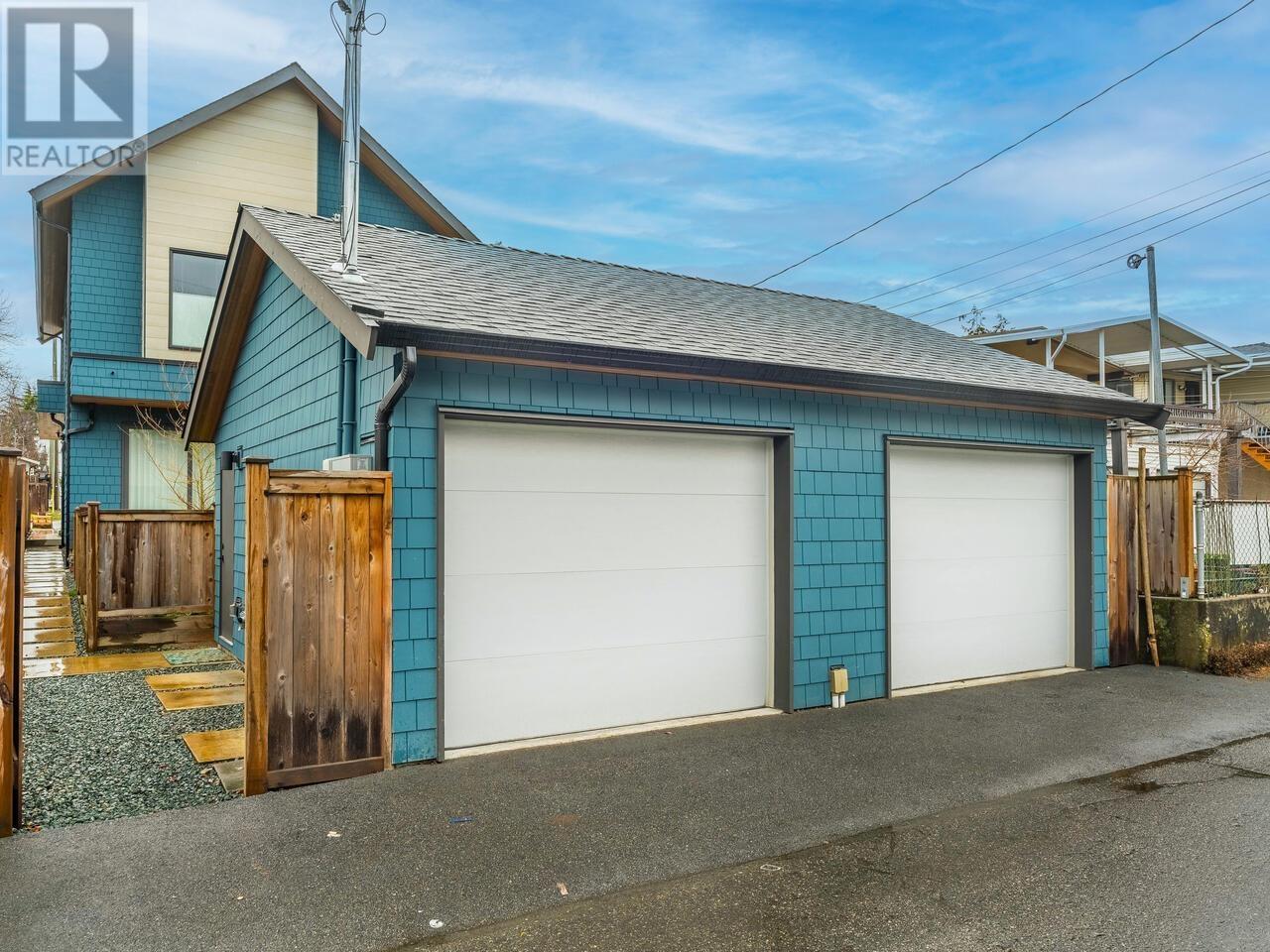 Listing Picture 27 of 30 : 904 E 37TH AVENUE, Vancouver / 溫哥華 - 魯藝地產 Yvonne Lu Group - MLS Medallion Club Member