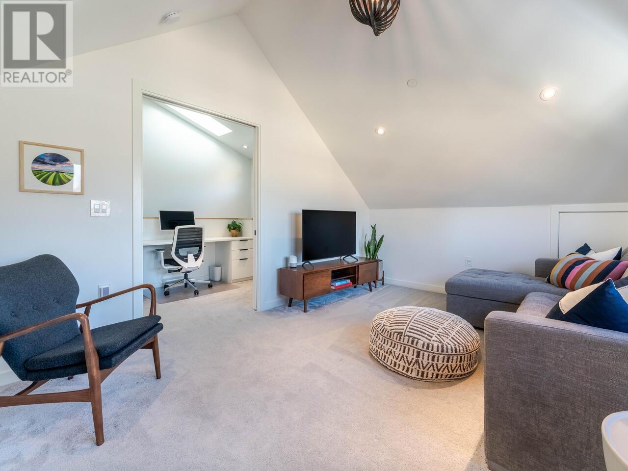 Listing Picture 22 of 30 : 904 E 37TH AVENUE, Vancouver / 溫哥華 - 魯藝地產 Yvonne Lu Group - MLS Medallion Club Member