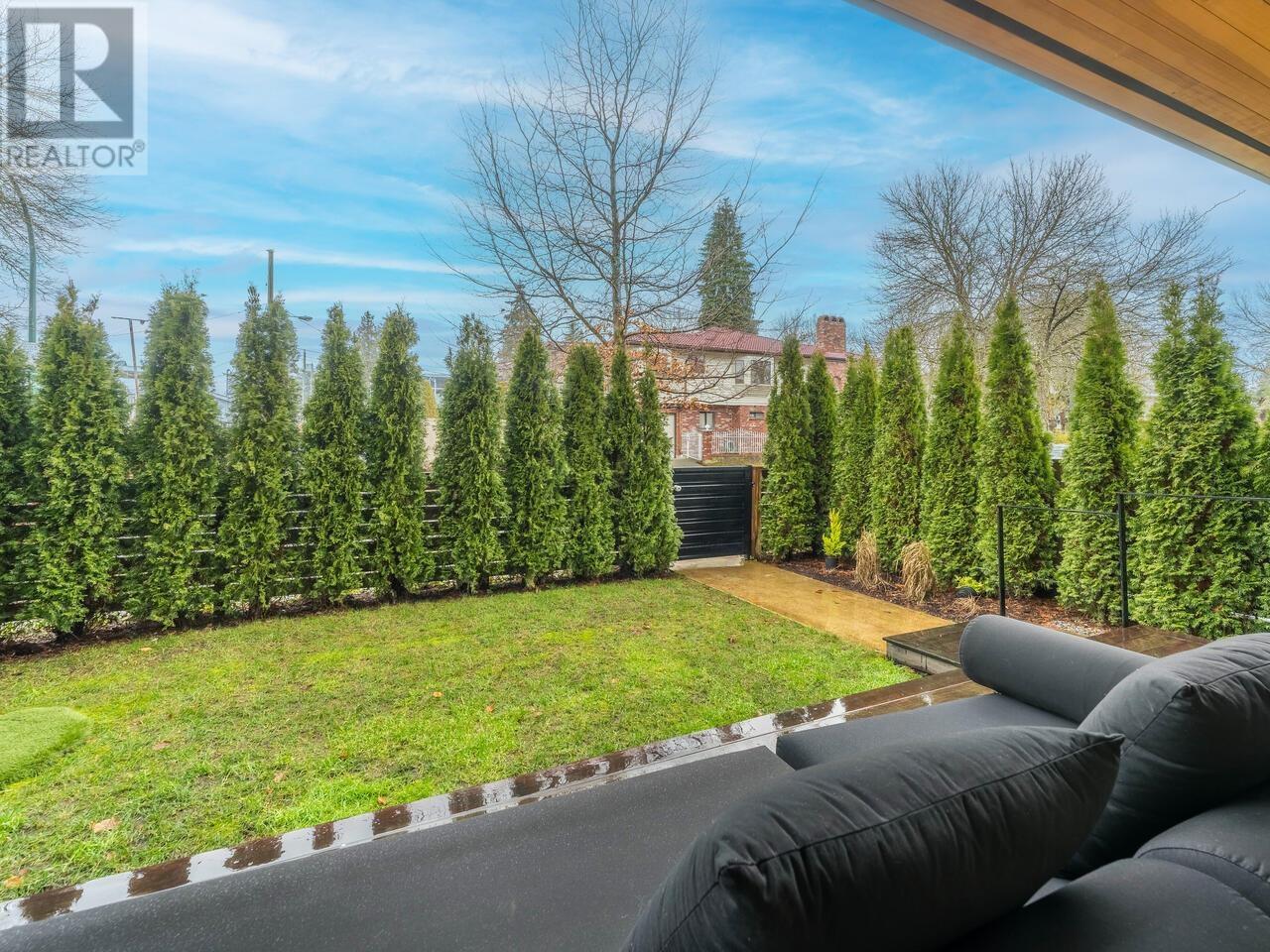 Listing Picture 28 of 30 : 904 E 37TH AVENUE, Vancouver / 溫哥華 - 魯藝地產 Yvonne Lu Group - MLS Medallion Club Member