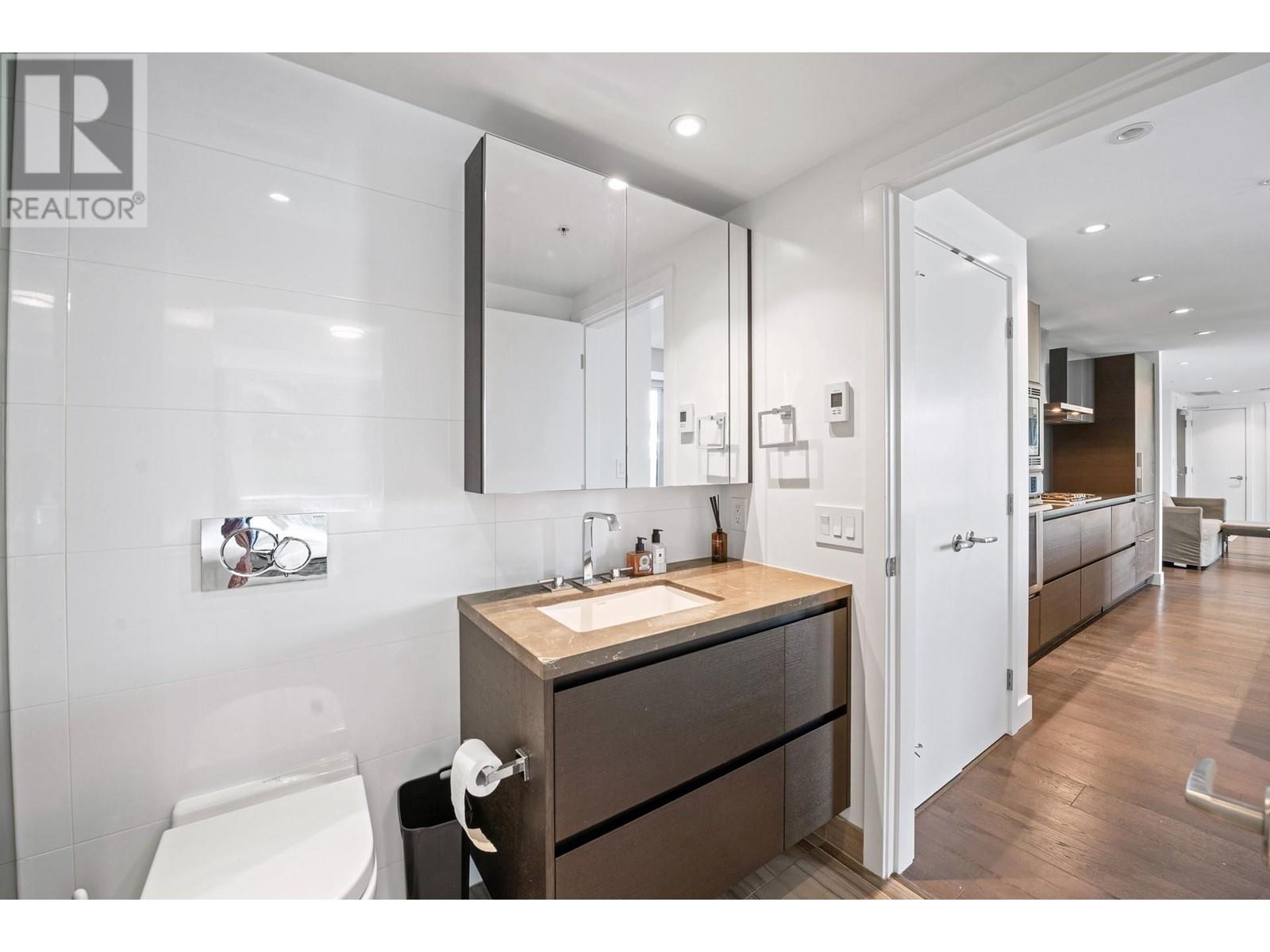 708 1561 W 57th Avenue, Vancouver, British Columbia  V6P 0H5 - Photo 30 - R2969152