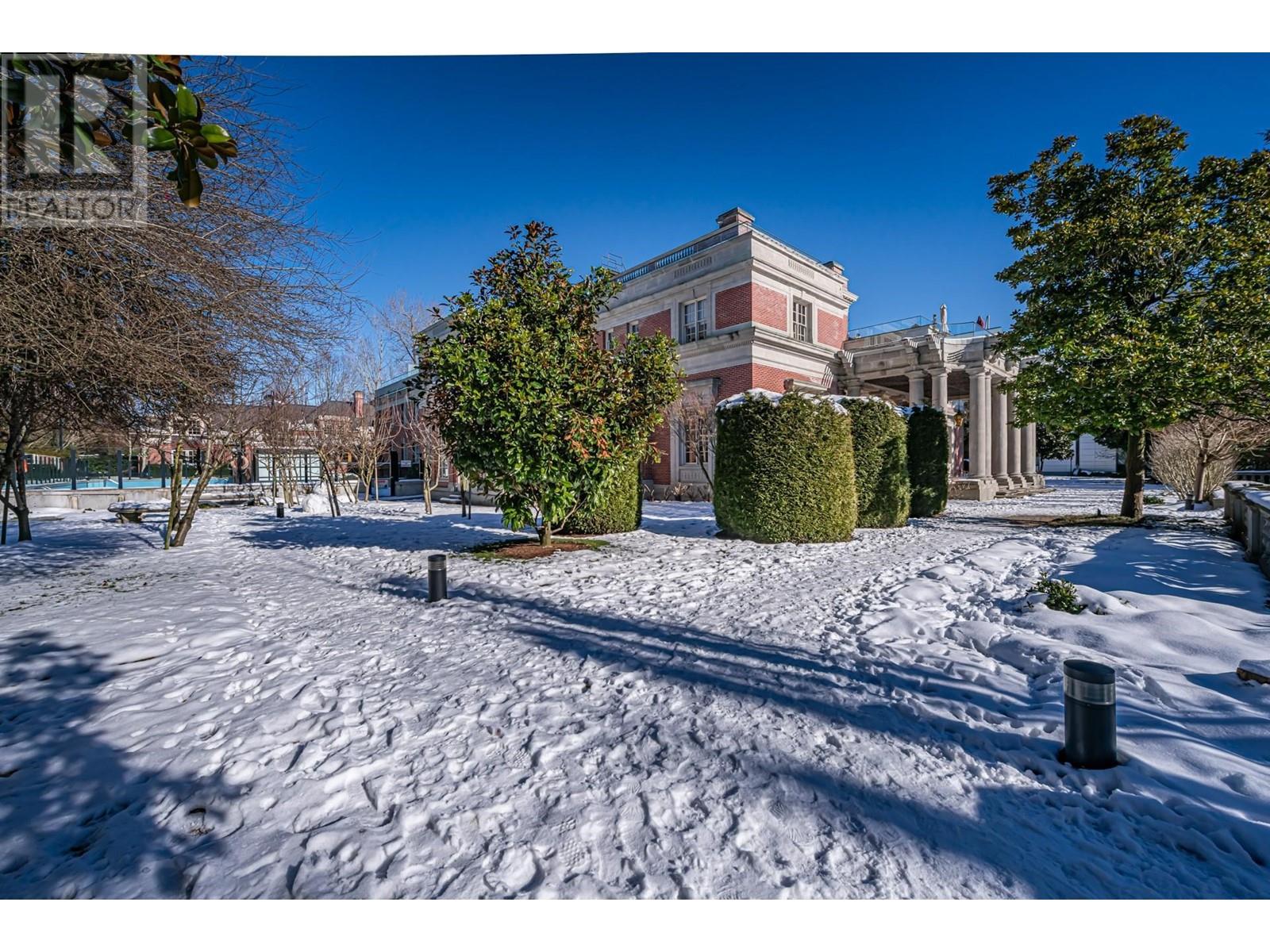 708 1561 W 57th Avenue, Vancouver, British Columbia  V6P 0H5 - Photo 11 - R2969152