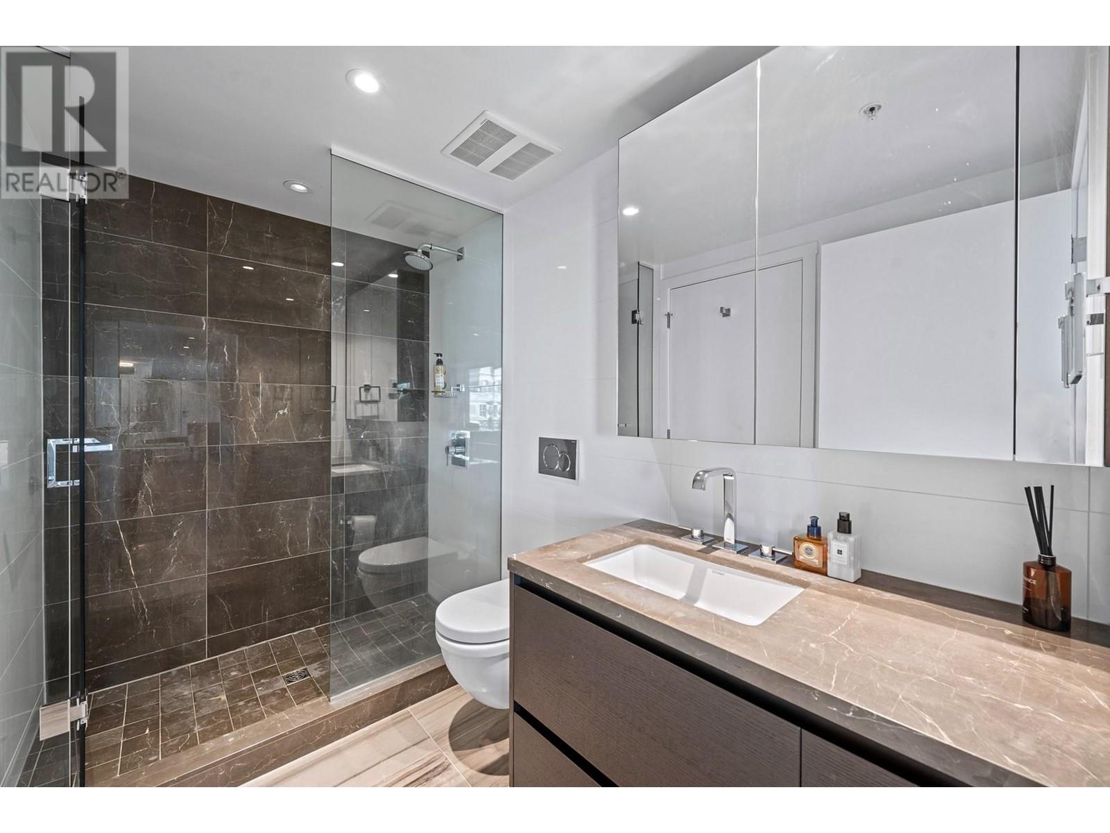 708 1561 W 57th Avenue, Vancouver, British Columbia  V6P 0H5 - Photo 31 - R2969152