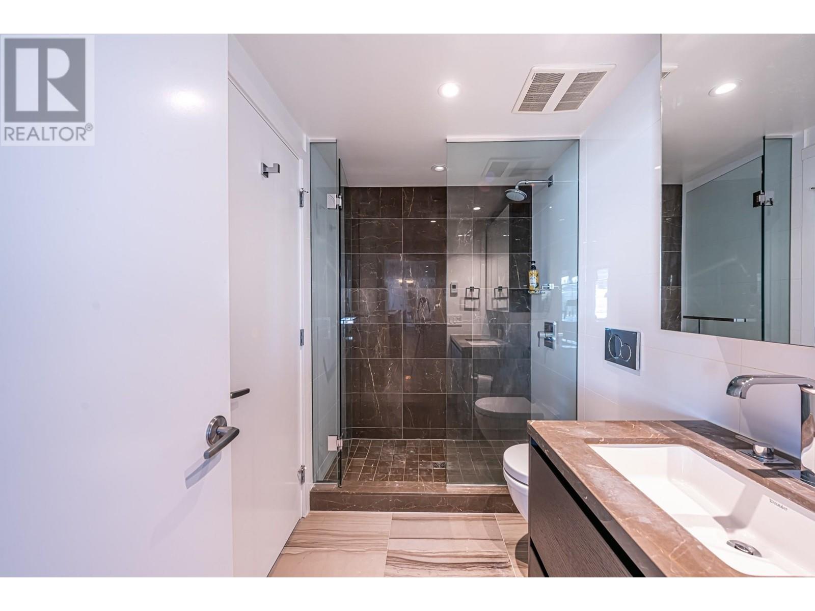 708 1561 W 57th Avenue, Vancouver, British Columbia  V6P 0H5 - Photo 32 - R2969152