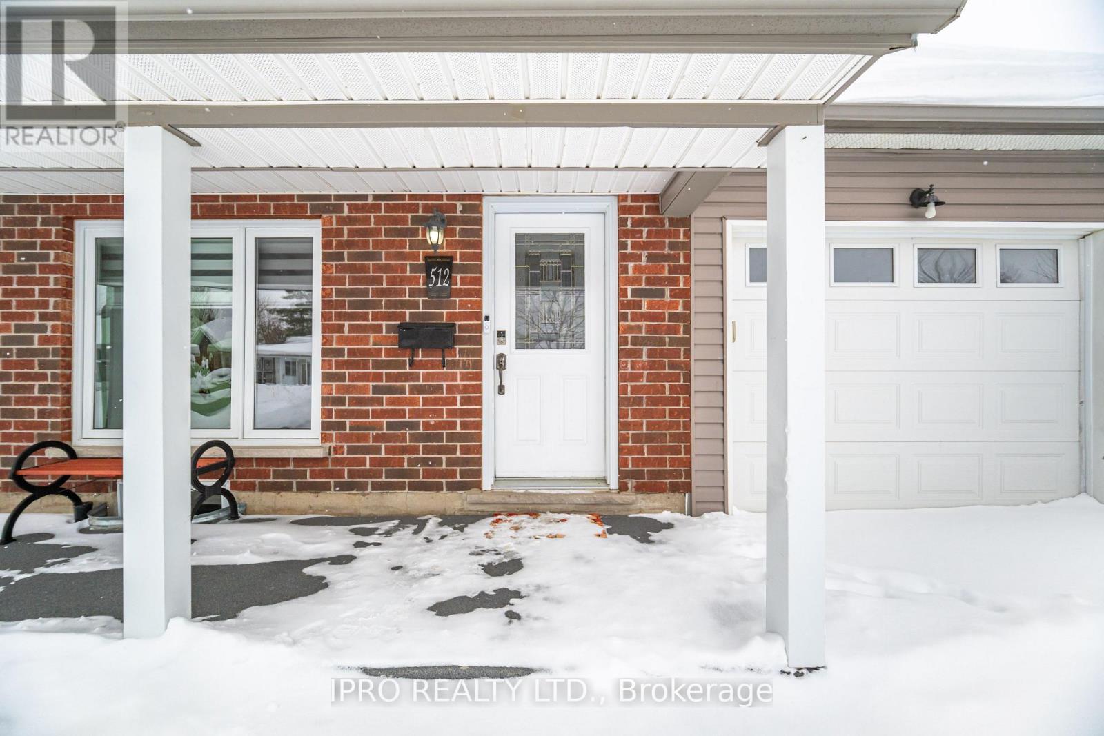 Property at 512 PINETREE CRESCENT image 5