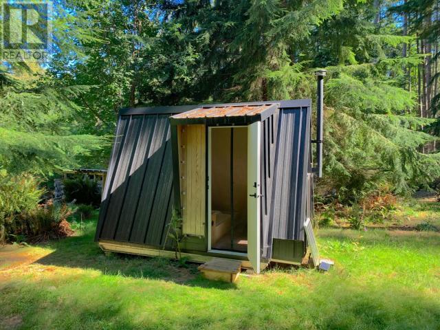 1580 Vancouver Blvd, Savary Island, British Columbia   - Photo 37 - 18712
