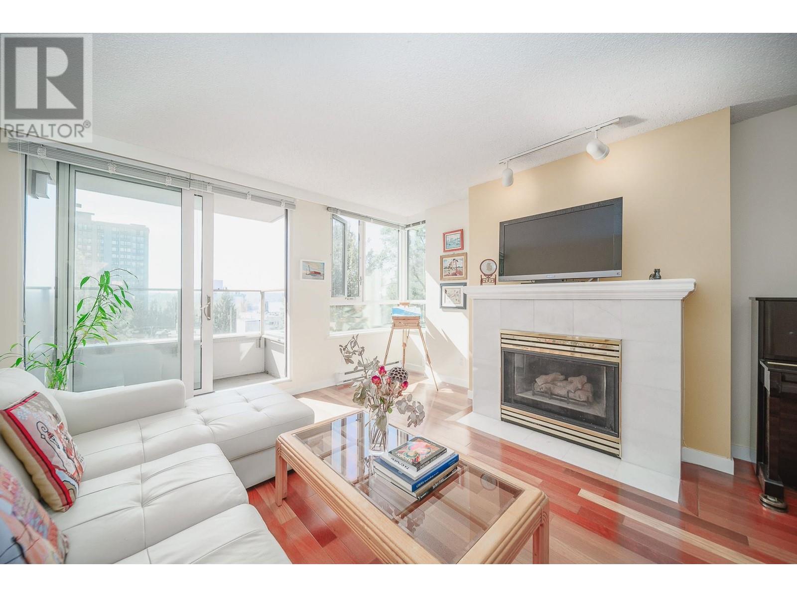 501 1345 BURNABY STREET, vancouver, British Columbia