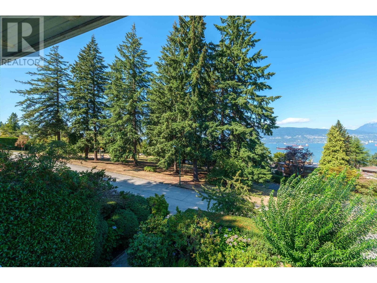 4650 W 2nd Avenue, Vancouver, British Columbia  V6R 1L1 - Photo 35 - R2969542