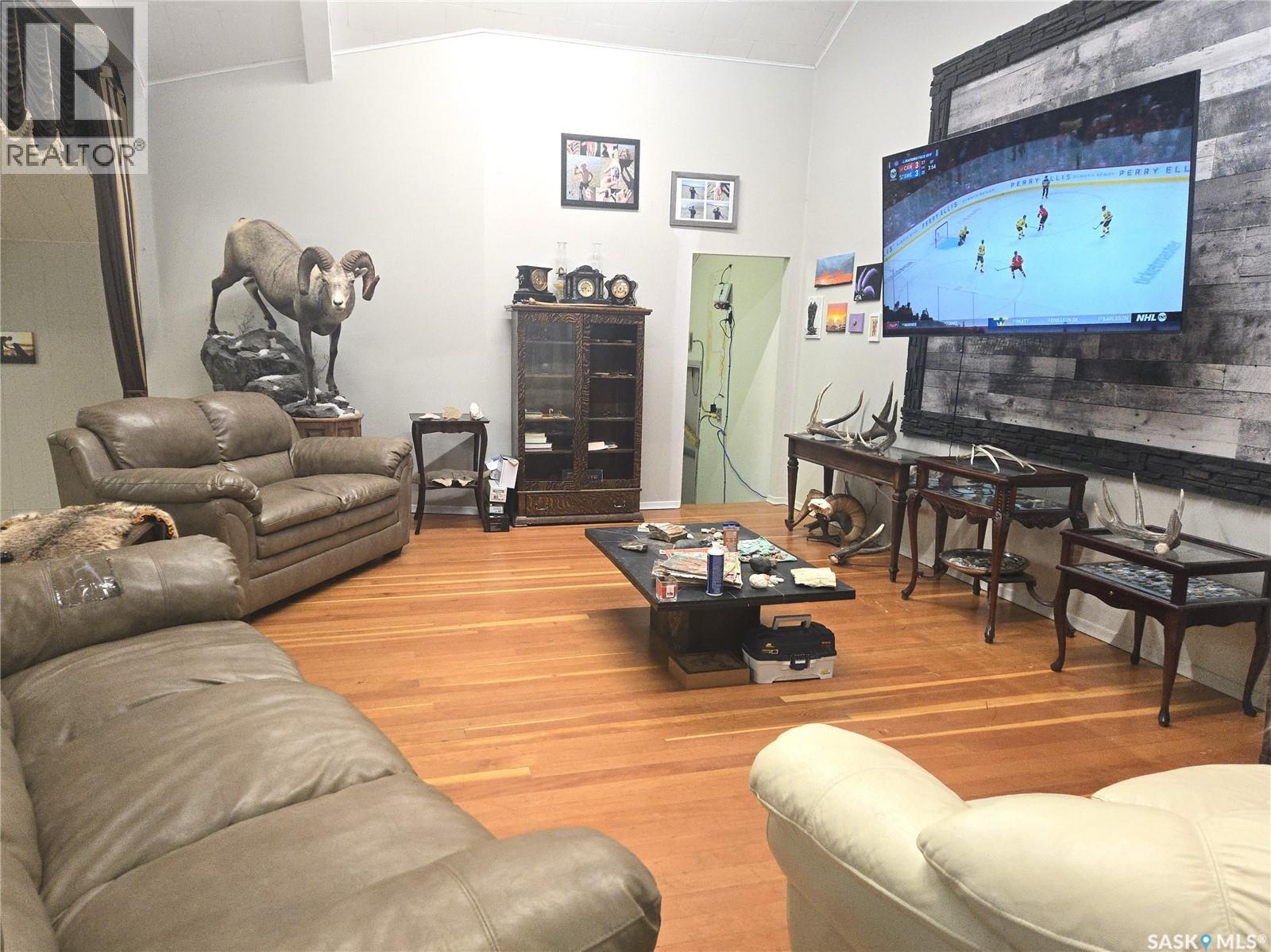 143 Aberdeen Street, Elbow, Saskatchewan  S0H 1J0 - Photo 14 - SK996359