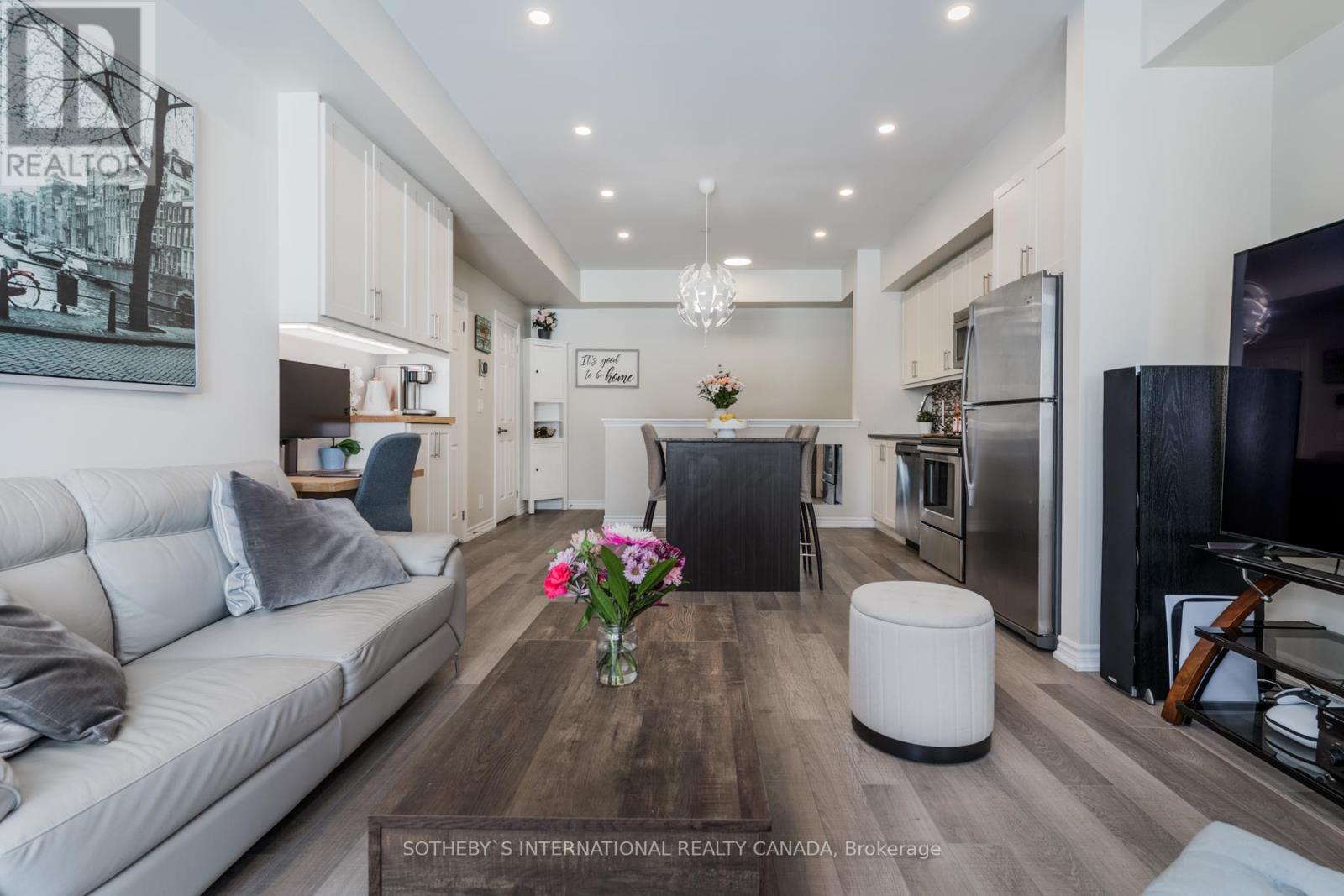 Property at 148 - 50 CARNATION AVENUE image 5