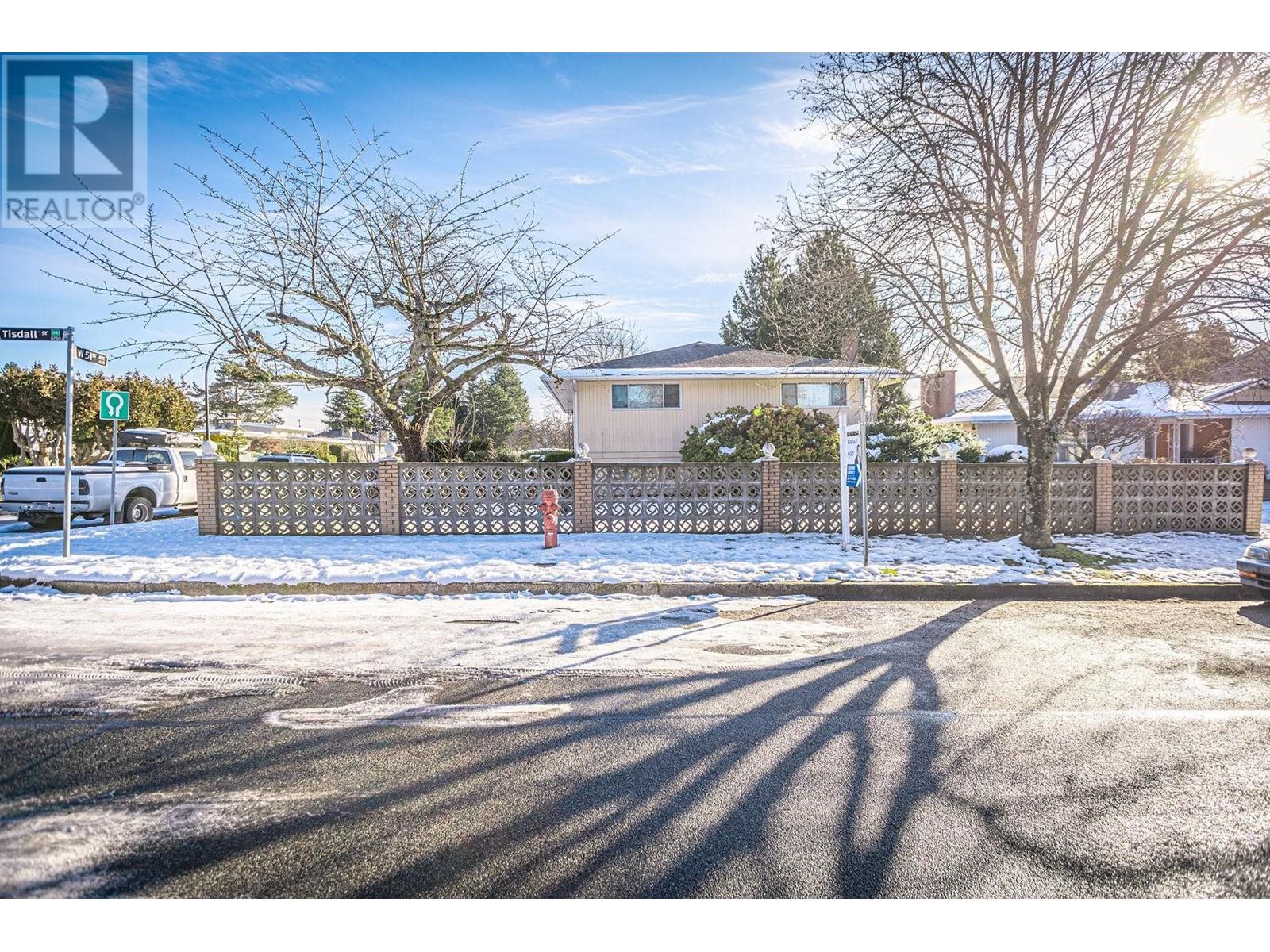 692 W 51ST AVENUE, Vancouver