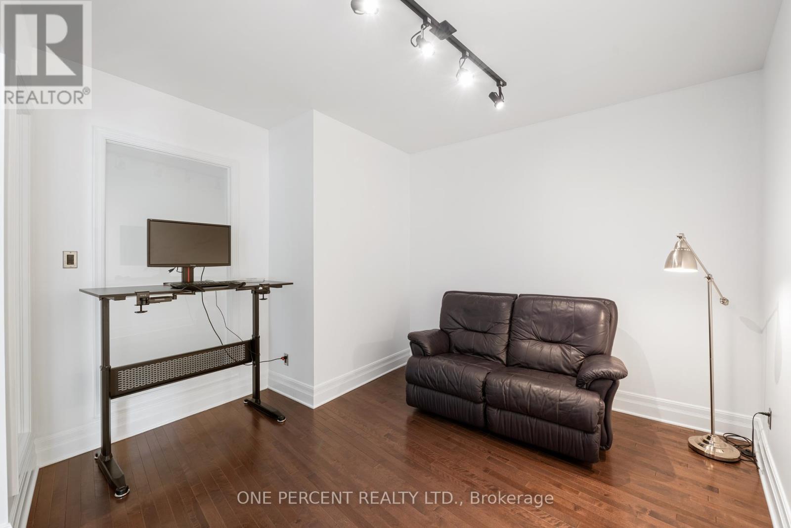 Property at 203 - 235 PATTERSON AVENUE image 4