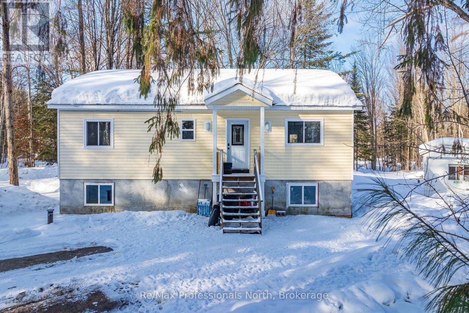 1011 Fitchett Lane, Gravenhurst, Ontario  P1P 1R3 - Photo 3 - X11915210