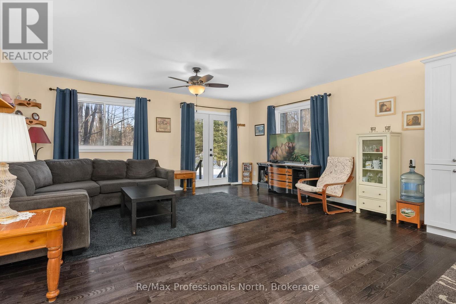 1011 Fitchett Lane, Gravenhurst, Ontario  P1P 1R3 - Photo 5 - X11915210