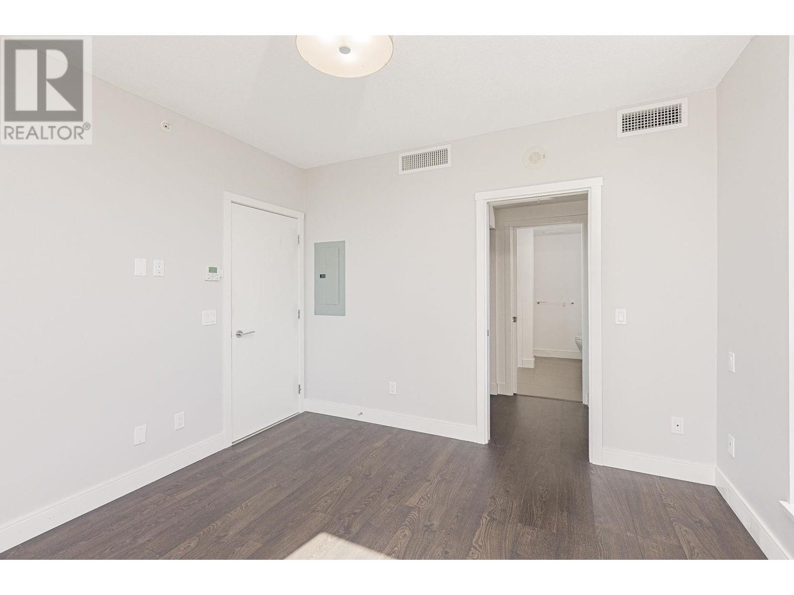 3002 3007 Glen Drive, Coquitlam, British Columbia  V3B 0L8 - Photo 7 - R2969226