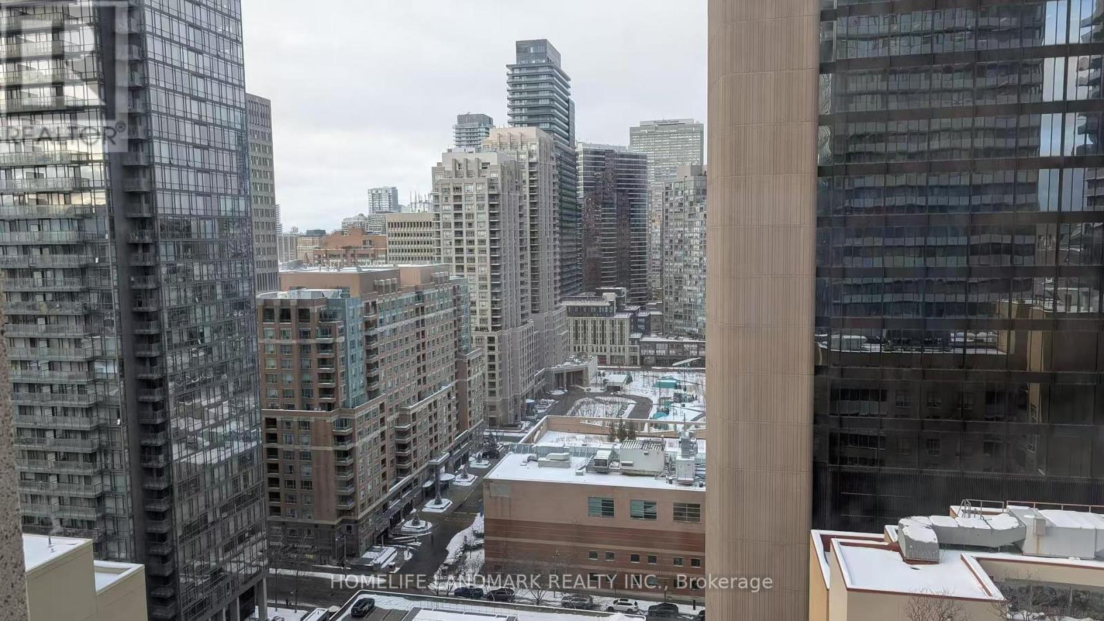 2207 - 25 GRENVILLE STREET, Toronto, Ontario