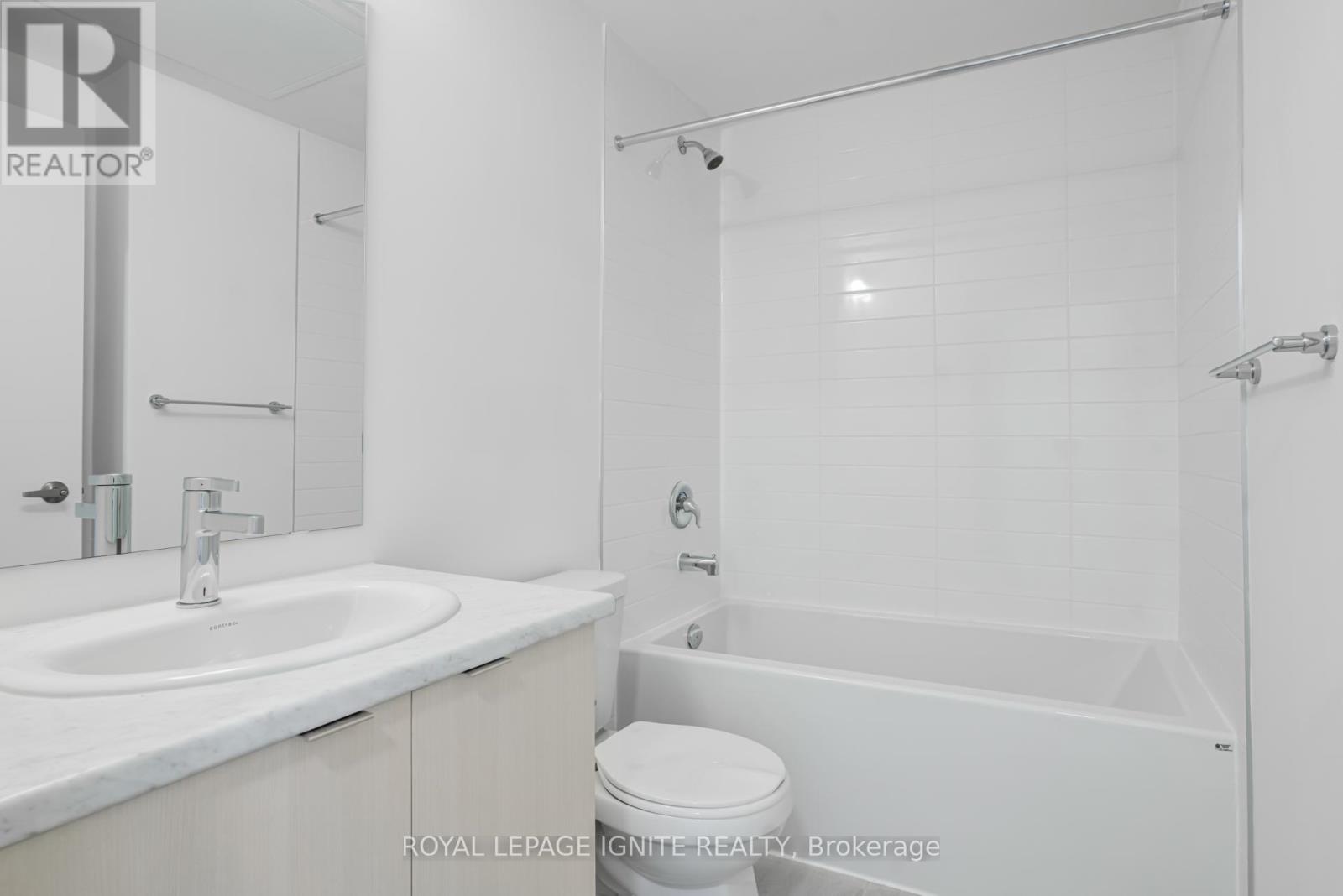 303 - 165 Canon Jackson Drive, Toronto, Ontario  M6M 0B6 - Photo 25 - W11984203