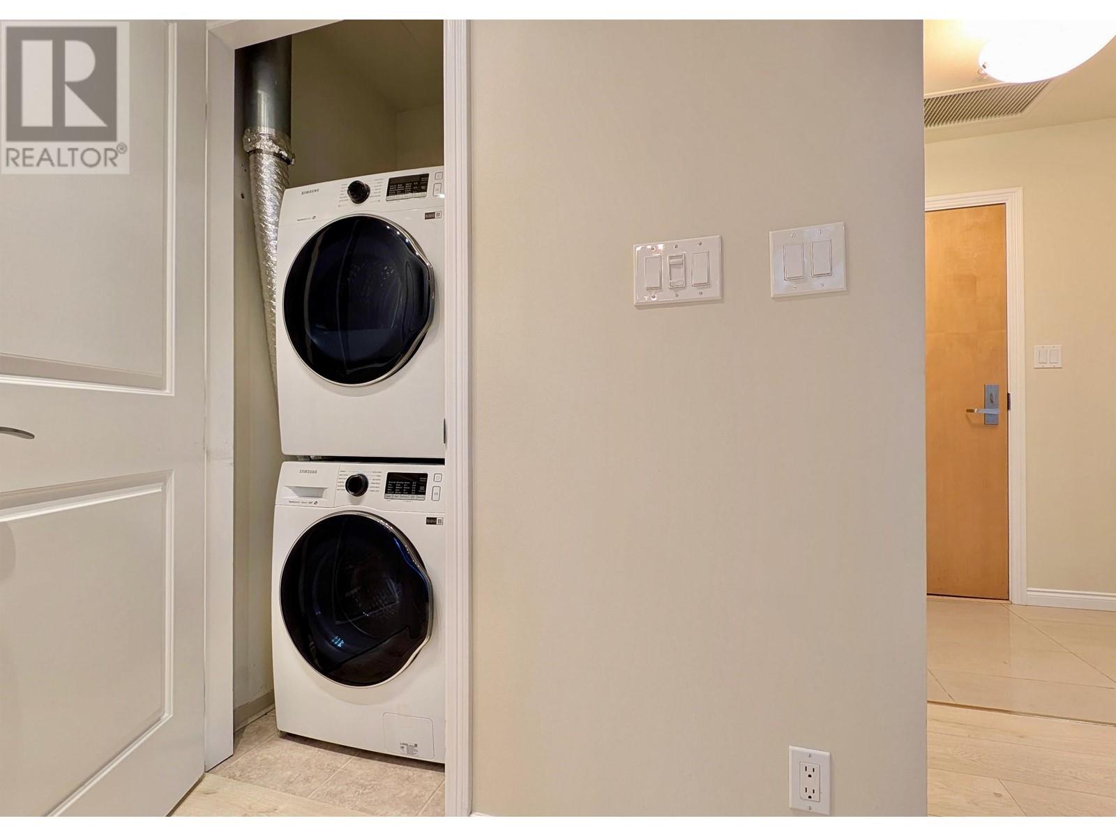 Listing Picture 17 of 40 : 801 1211 MELVILLE STREET, Vancouver / 溫哥華 - 魯藝地產 Yvonne Lu Group - MLS Medallion Club Member