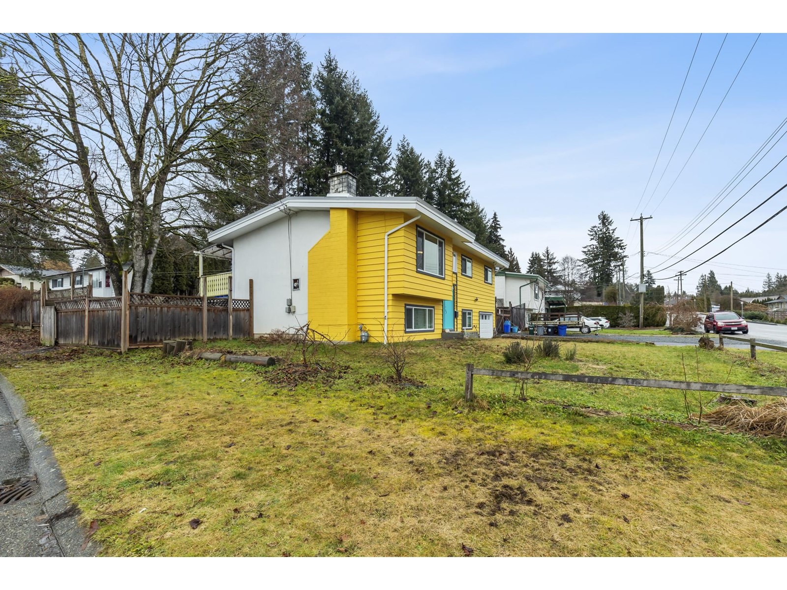Property at 32127 HOLIDAY AVENUE image 4