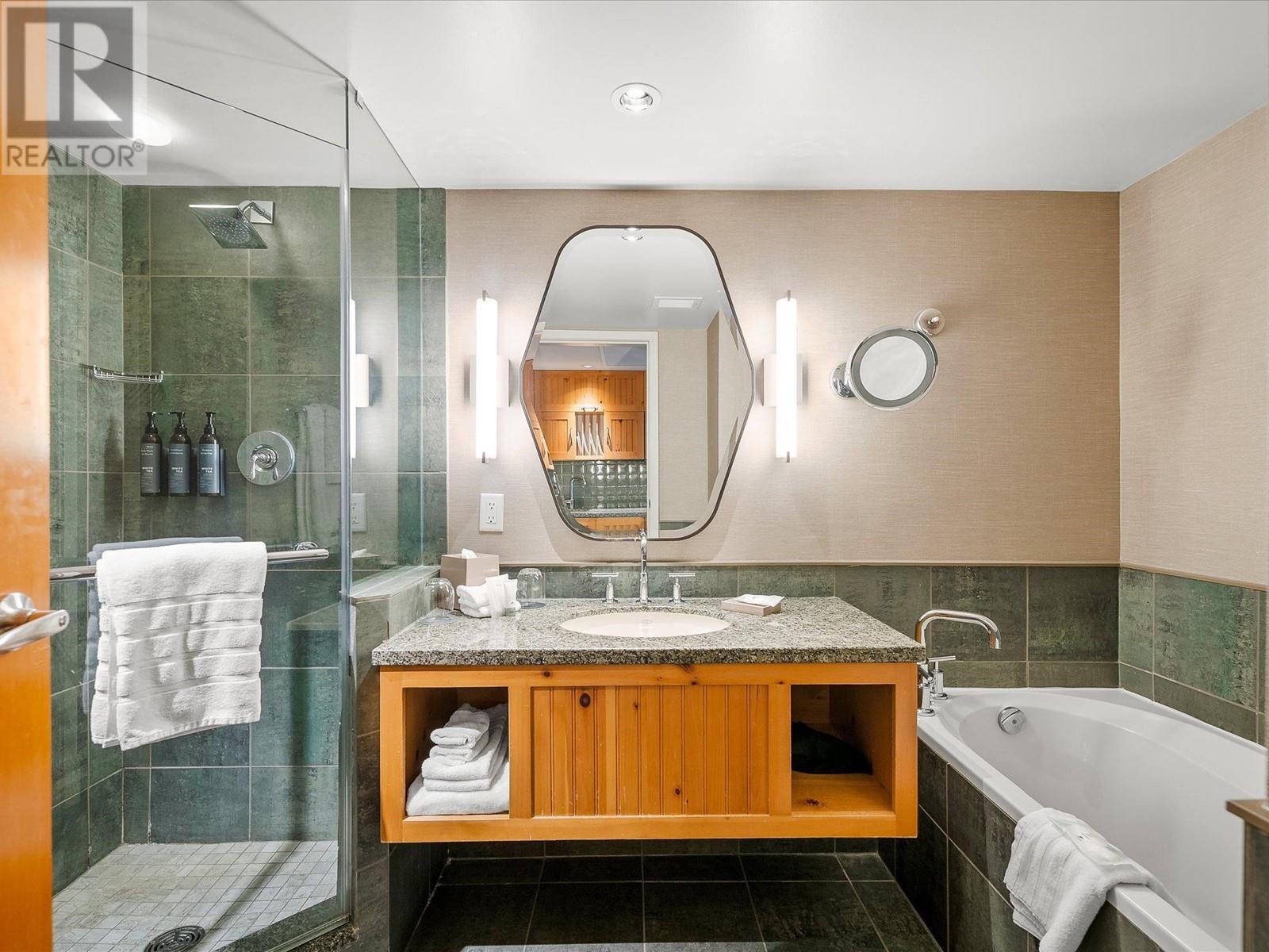 861 4090 Whistler Way, Whistler, British Columbia  V8E 1J3 - Photo 12 - R2964918