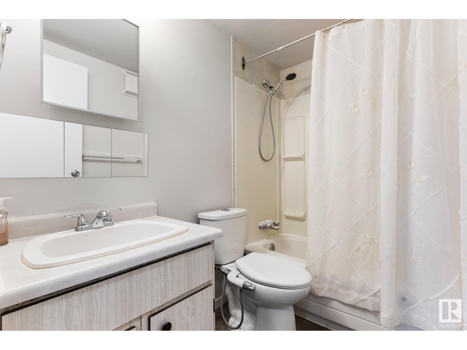 8439 29 Av Nw, Edmonton, Alberta  T6K 3M8 - Photo 27 - E4422578