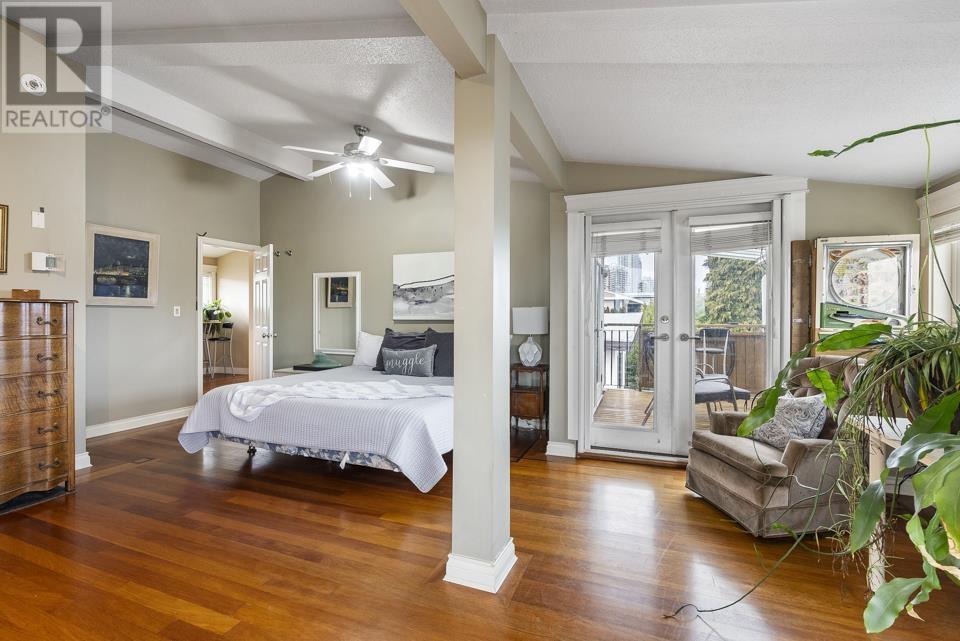 Listing Picture 16 of 40 : 5006 MAITLAND STREET, Burnaby / 本拿比 - 魯藝地產 Yvonne Lu Group - MLS Medallion Club Member