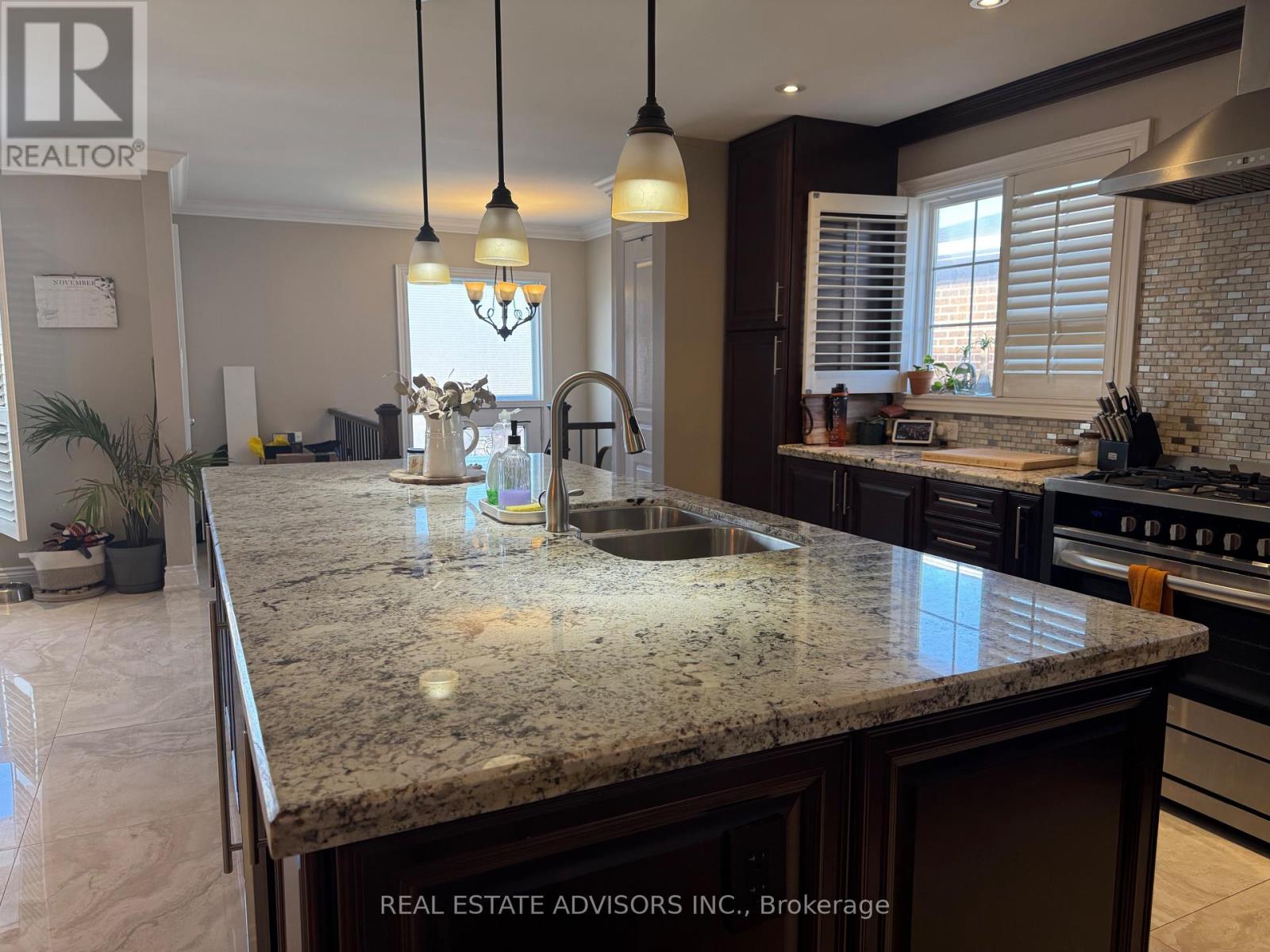 Property at 17 AGINCOURT ROAD image 3