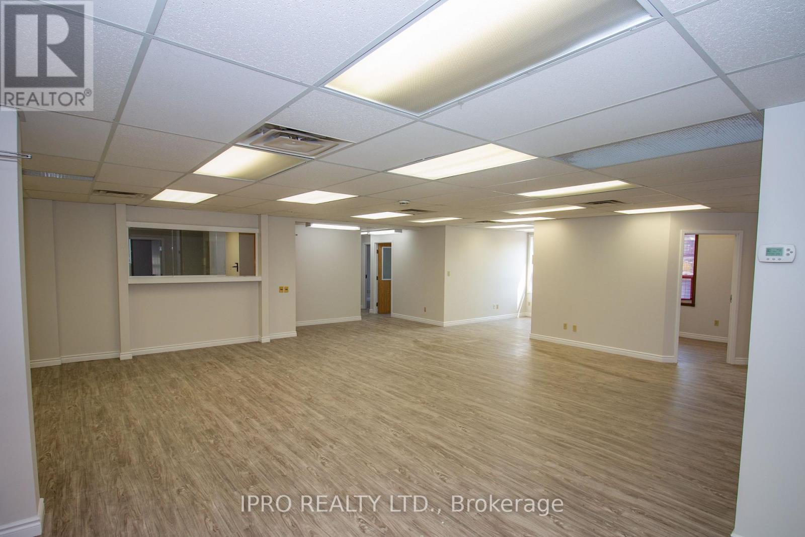 200 - 662 Concession Street, Hamilton, Ontario  L8V 1B8 - Photo 4 - X11984268