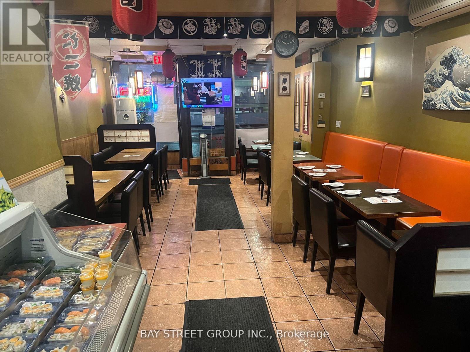 Property at 187 DUNDAS STREET W image 3