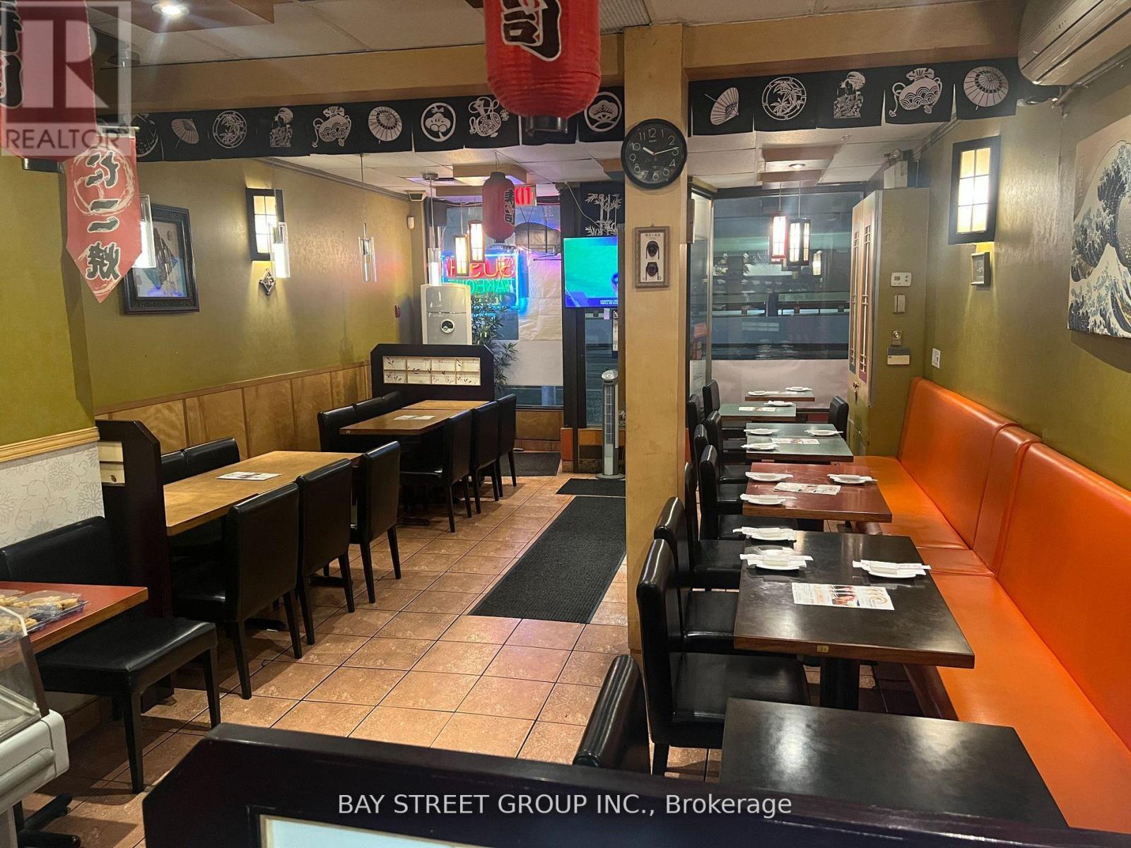 Property at 187 DUNDAS STREET W image 5