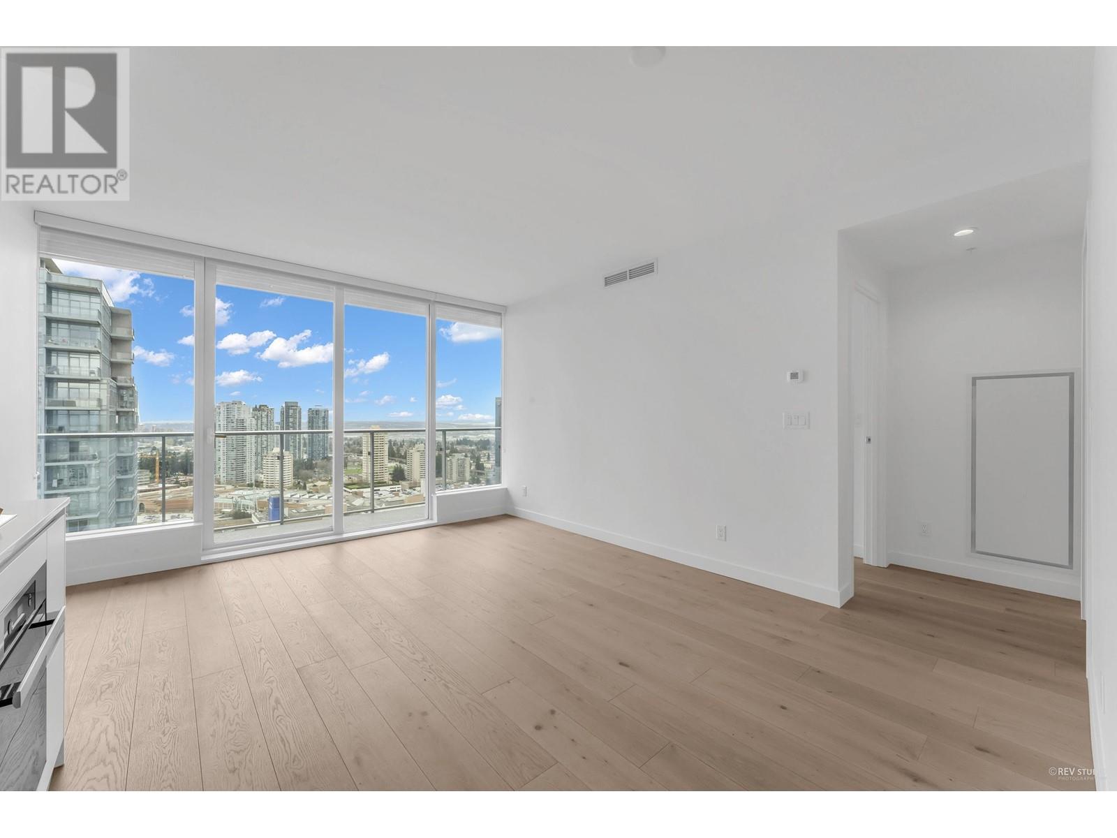 Listing Picture 10 of 31 : 2509 6000 MCKAY AVENUE, Burnaby / 本拿比 - 魯藝地產 Yvonne Lu Group - MLS Medallion Club Member