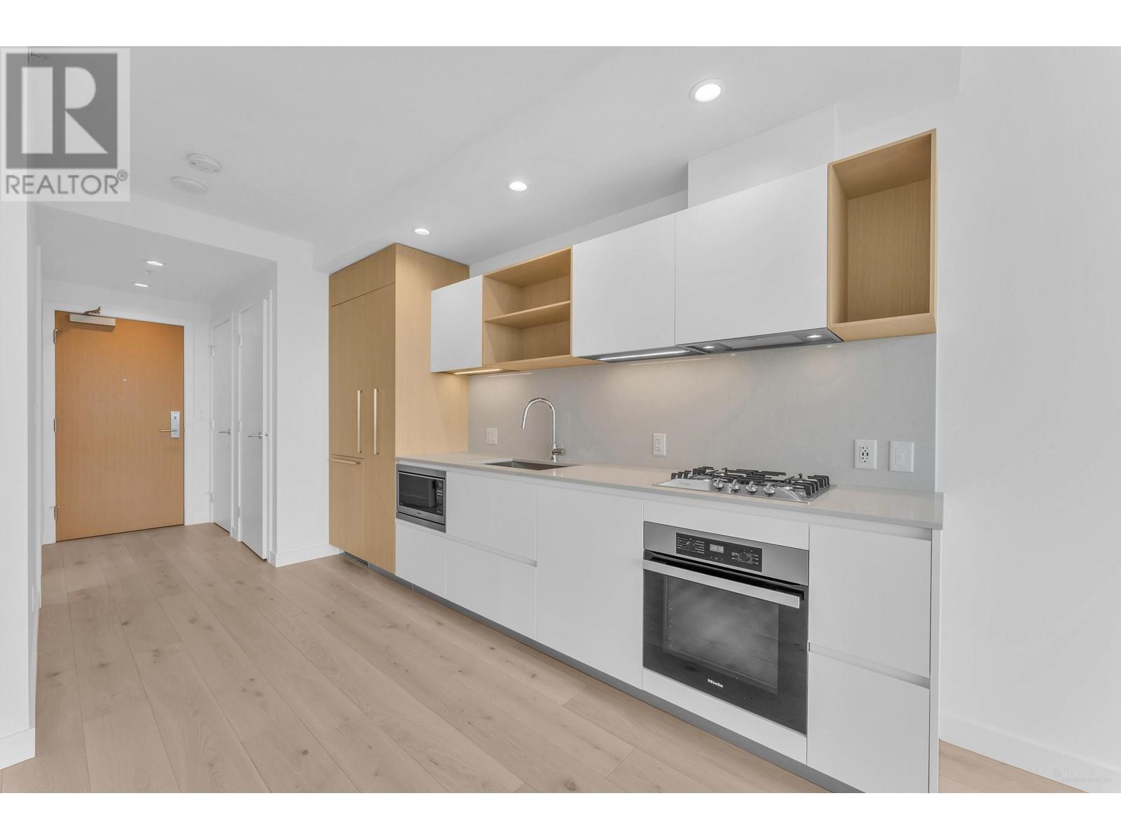 Listing Picture 15 of 31 : 2509 6000 MCKAY AVENUE, Burnaby / 本拿比 - 魯藝地產 Yvonne Lu Group - MLS Medallion Club Member