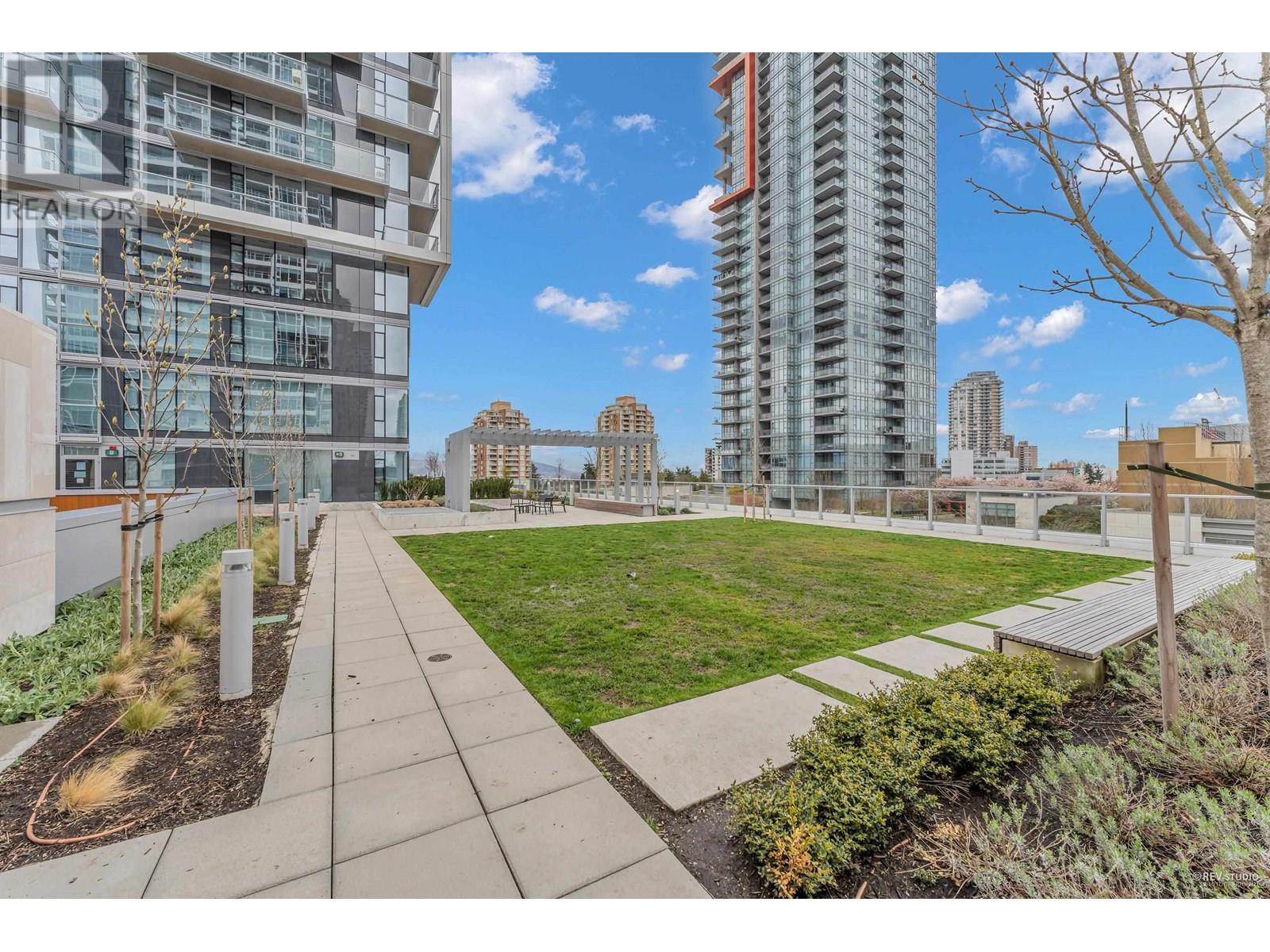 Listing Picture 27 of 31 : 2509 6000 MCKAY AVENUE, Burnaby / 本拿比 - 魯藝地產 Yvonne Lu Group - MLS Medallion Club Member