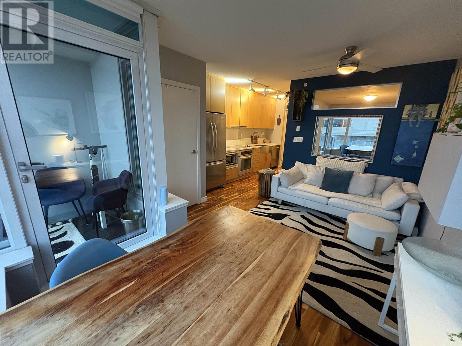 709 250 E 6th Avenue, Vancouver, British Columbia  V5T 0B7 - Photo 3 - R2968065