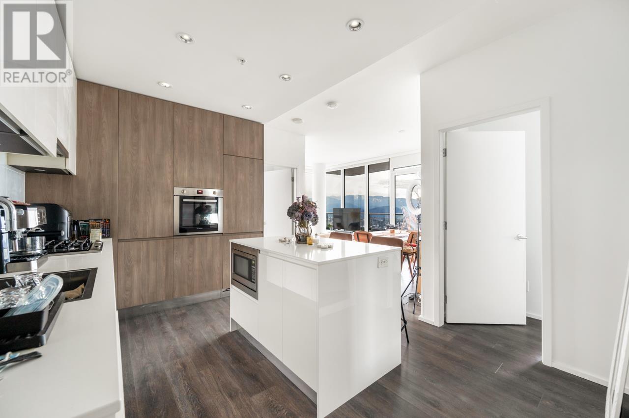 Listing Picture 6 of 36 : 4911 4650 BRENTWOOD BOULEVARD, Burnaby / 本拿比 - 魯藝地產 Yvonne Lu Group - MLS Medallion Club Member