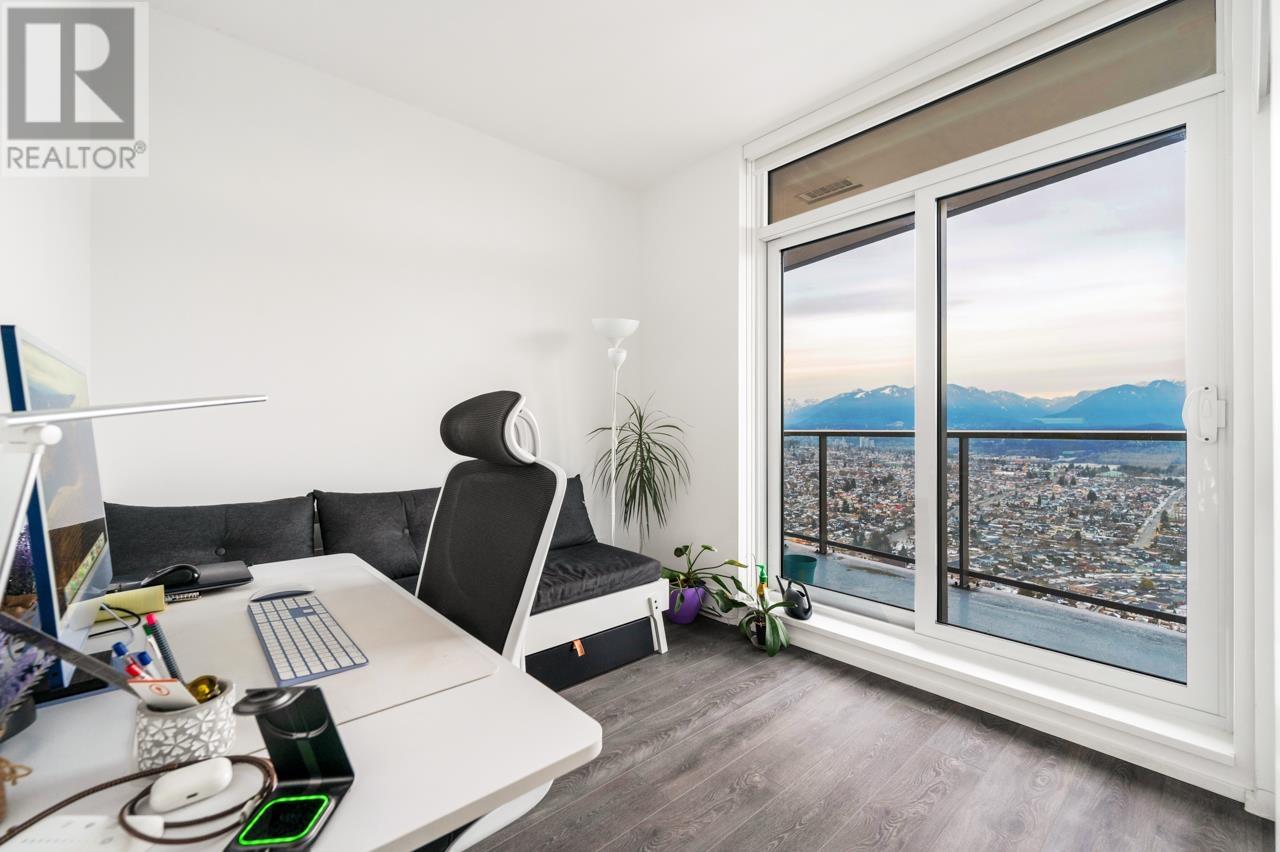Listing Picture 11 of 36 : 4911 4650 BRENTWOOD BOULEVARD, Burnaby / 本拿比 - 魯藝地產 Yvonne Lu Group - MLS Medallion Club Member