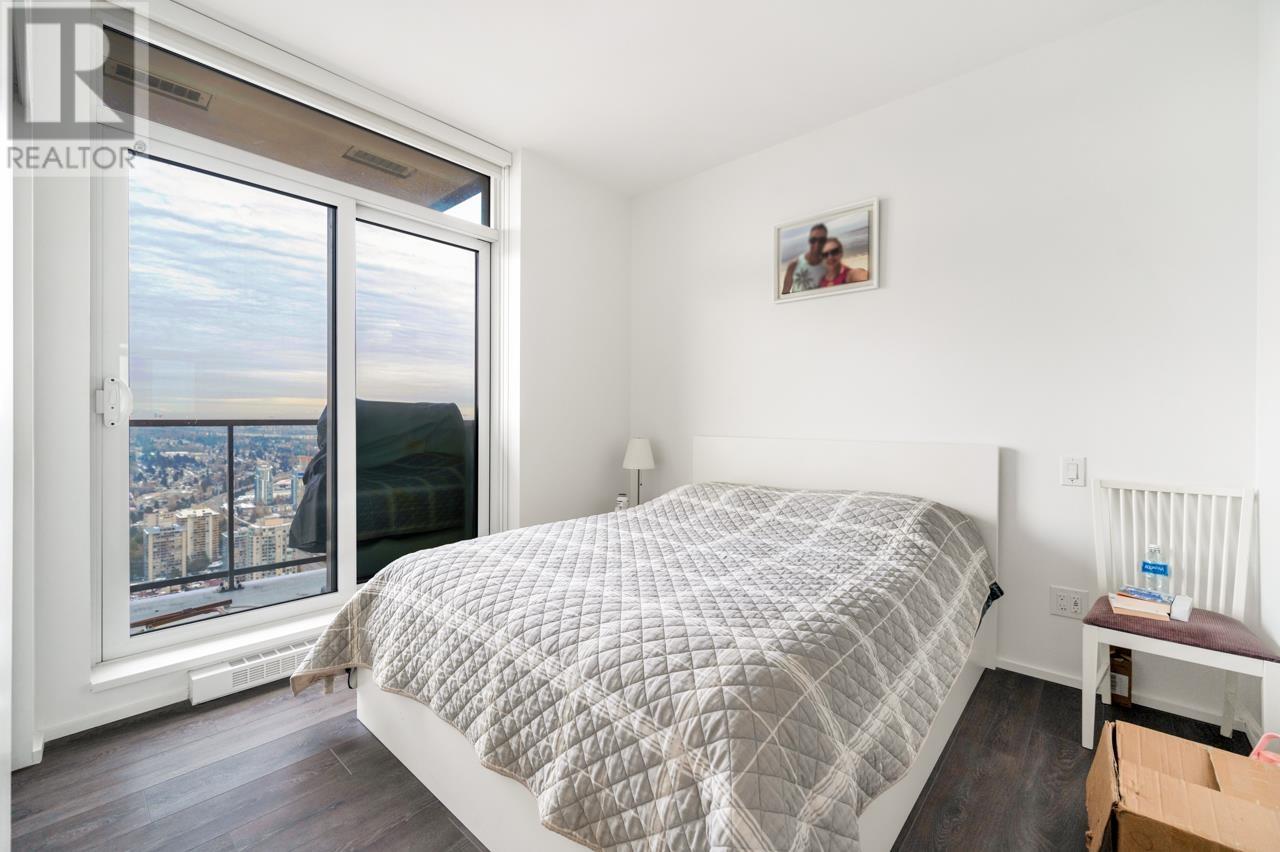 Listing Picture 12 of 36 : 4911 4650 BRENTWOOD BOULEVARD, Burnaby / 本拿比 - 魯藝地產 Yvonne Lu Group - MLS Medallion Club Member
