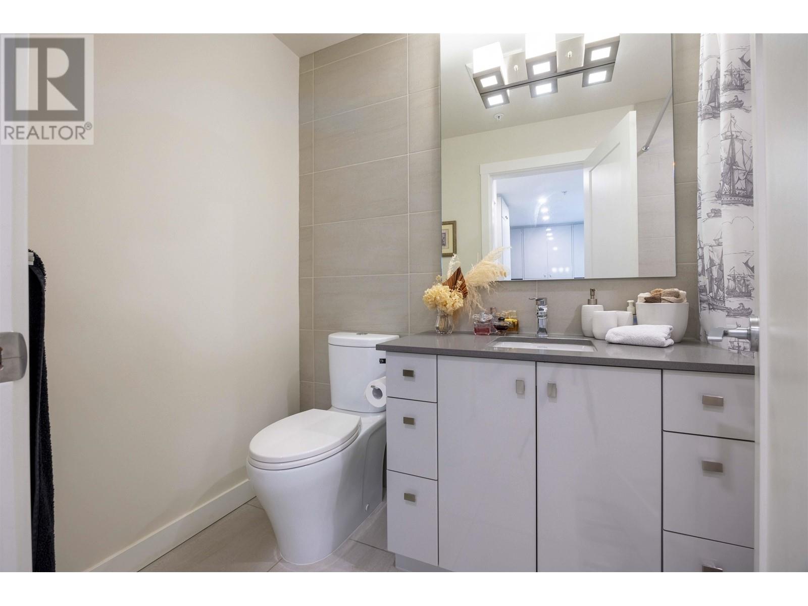 Listing Picture 17 of 23 : 320 23233 GILLEY ROAD, Richmond / 烈治文 - 魯藝地產 Yvonne Lu Group - MLS Medallion Club Member