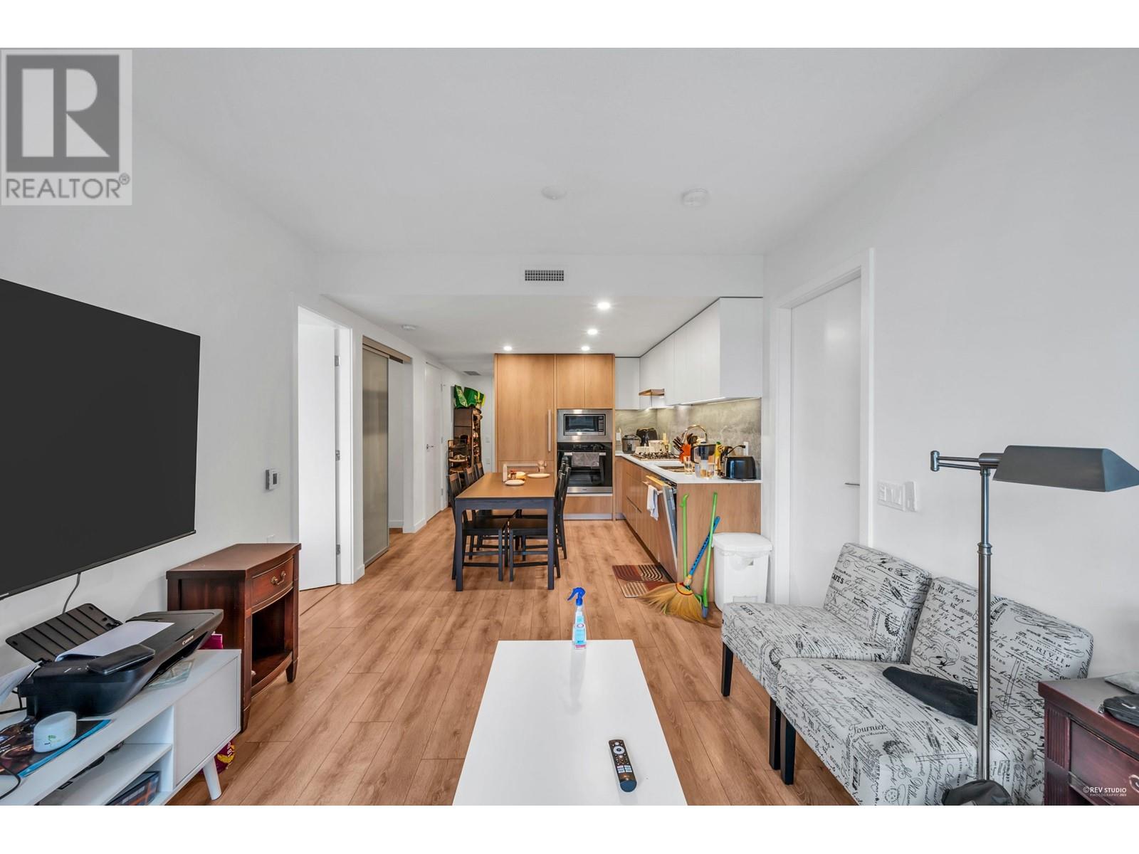 Listing Picture 7 of 33 : 702 6633 BUSWELL STREET, Richmond / 烈治文 - 魯藝地產 Yvonne Lu Group - MLS Medallion Club Member