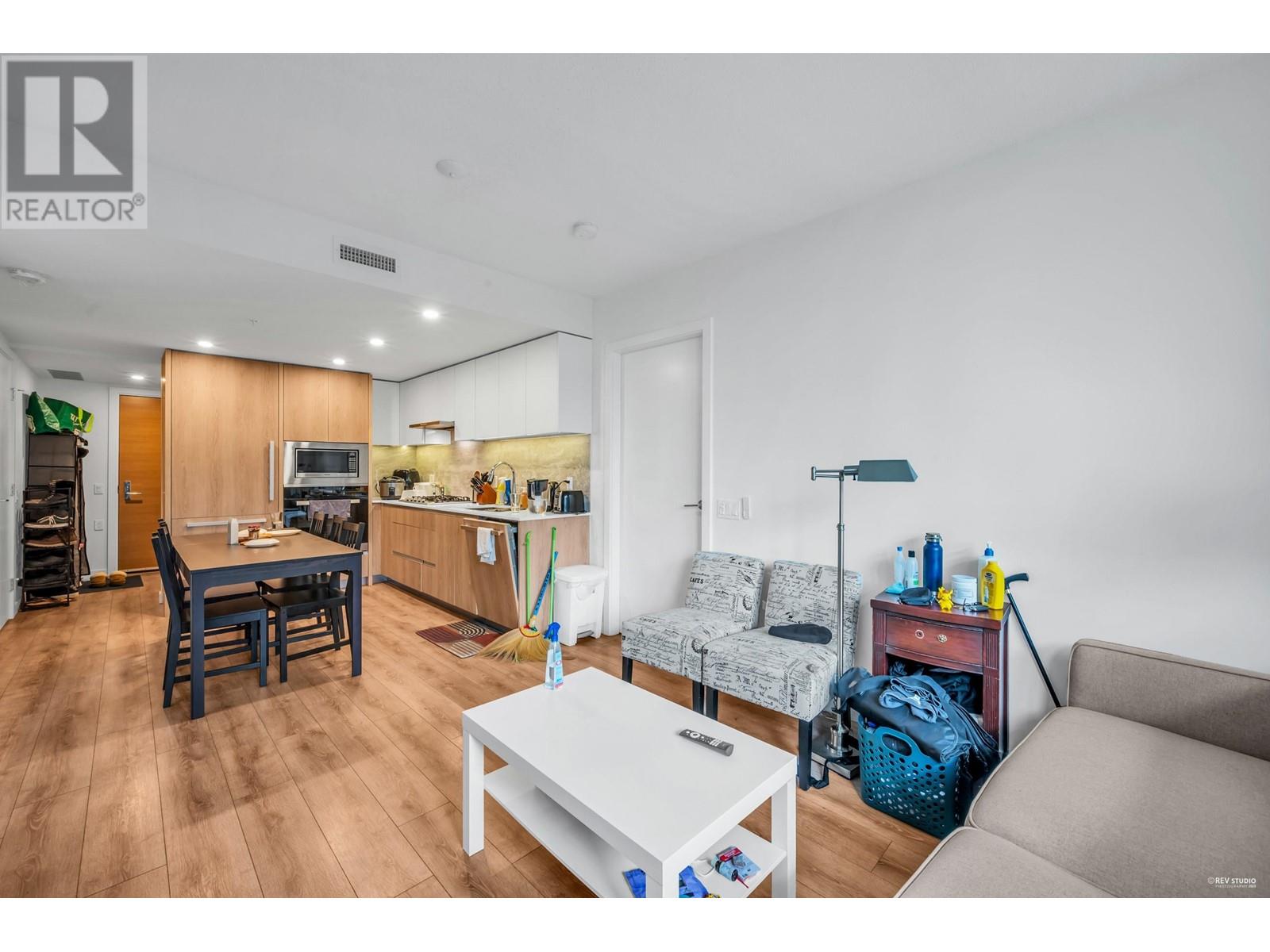 Listing Picture 6 of 33 : 702 6633 BUSWELL STREET, Richmond / 烈治文 - 魯藝地產 Yvonne Lu Group - MLS Medallion Club Member
