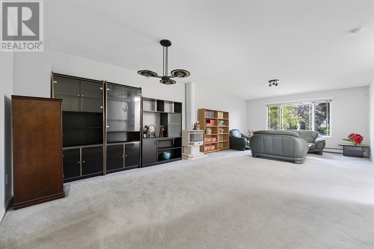 620 Thirteenth Street, New Westminster, British Columbia  V3M 4M4 - Photo 6 - R2969455
