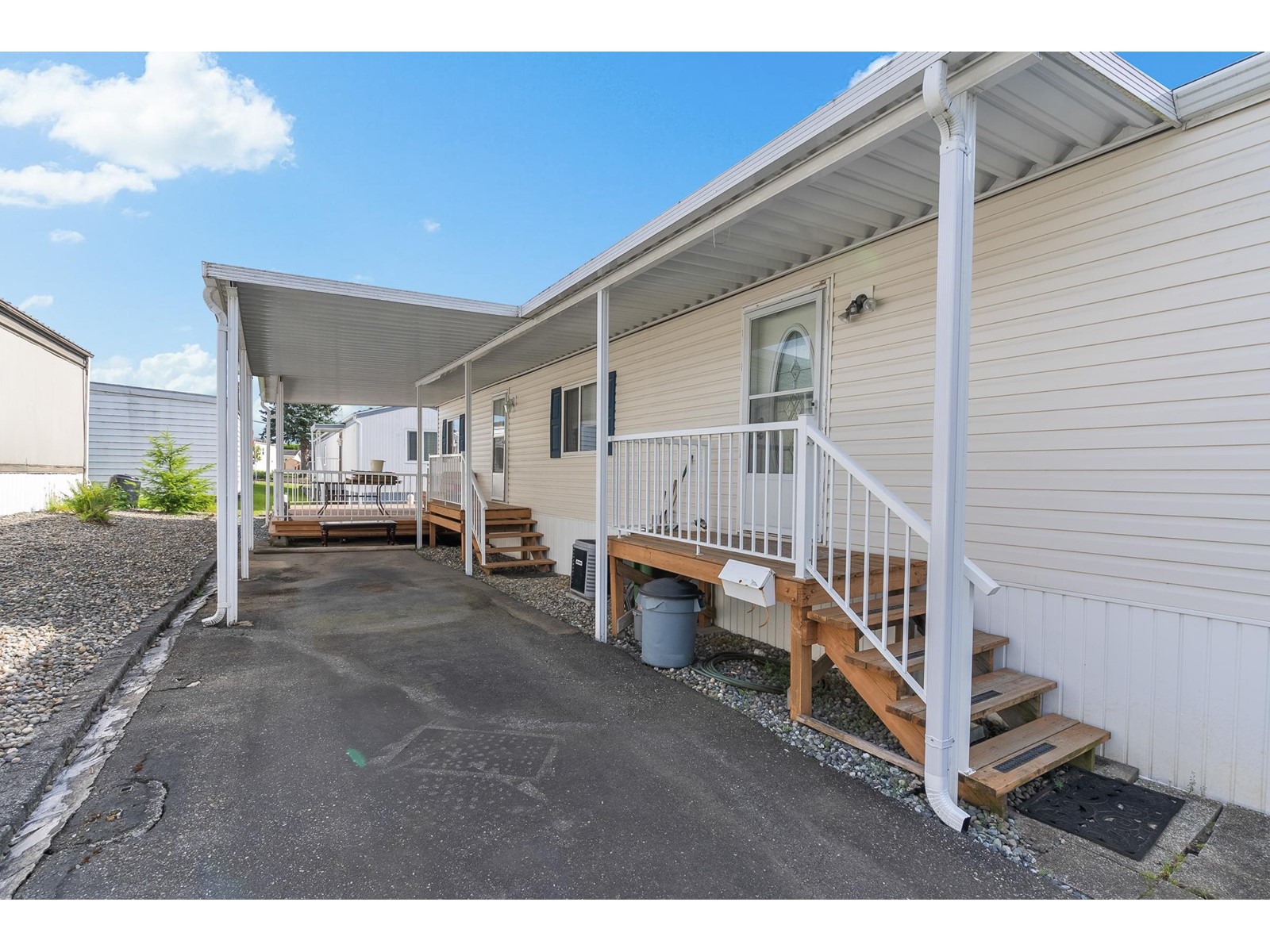 24 2035 Martens Street, Abbotsford, British Columbia  V2T 6M3 - Photo 5 - R2967275