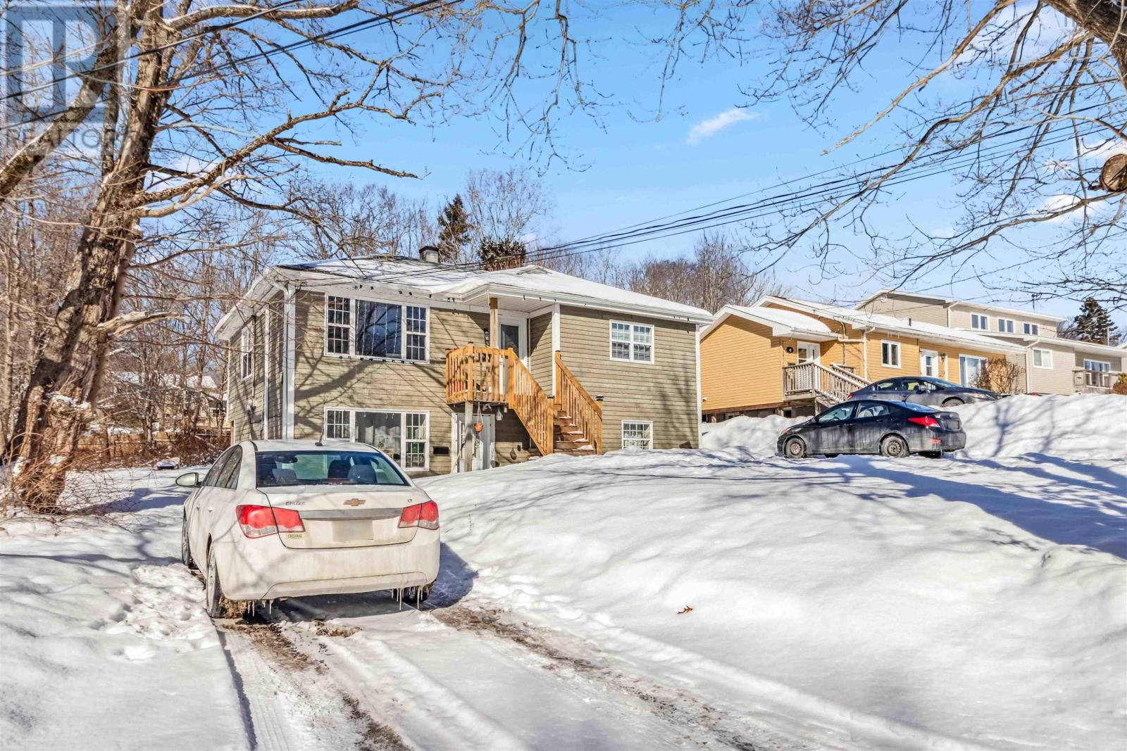 46 Irene Avenue, Lower Sackville, Nova Scotia  B4E 1H7 - Photo 3 - 202503396