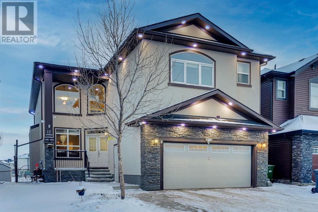 Property at 17 Saddlelake Lane NE image 1