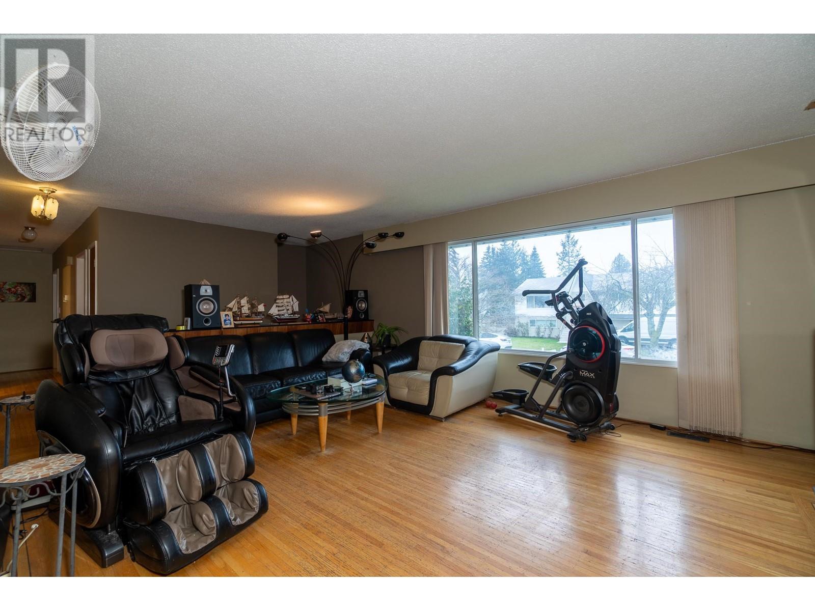6460 Azure Road, Richmond, British Columbia  V7C 2R9 - Photo 6 - R2968591