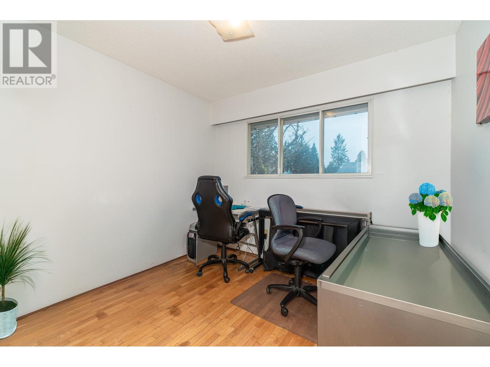 6460 Azure Road, Richmond, British Columbia  V7C 2R9 - Photo 16 - R2968591
