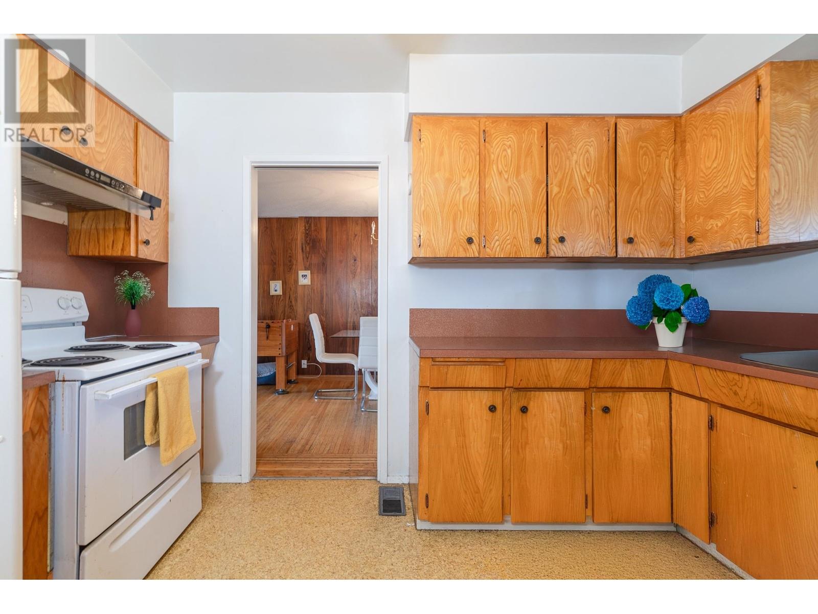 6460 Azure Road, Richmond, British Columbia  V7C 2R9 - Photo 10 - R2968591