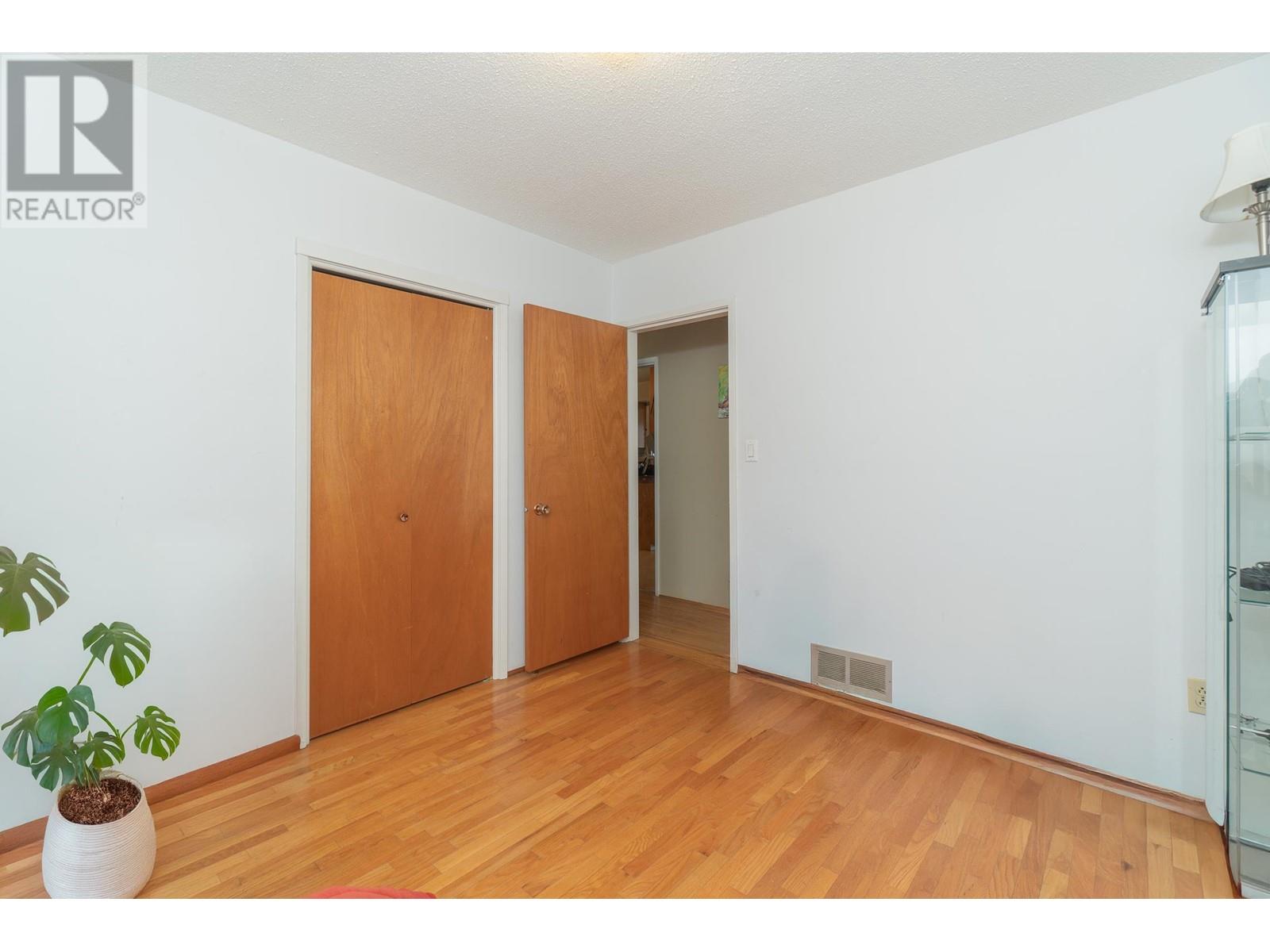 6460 Azure Road, Richmond, British Columbia  V7C 2R9 - Photo 15 - R2968591